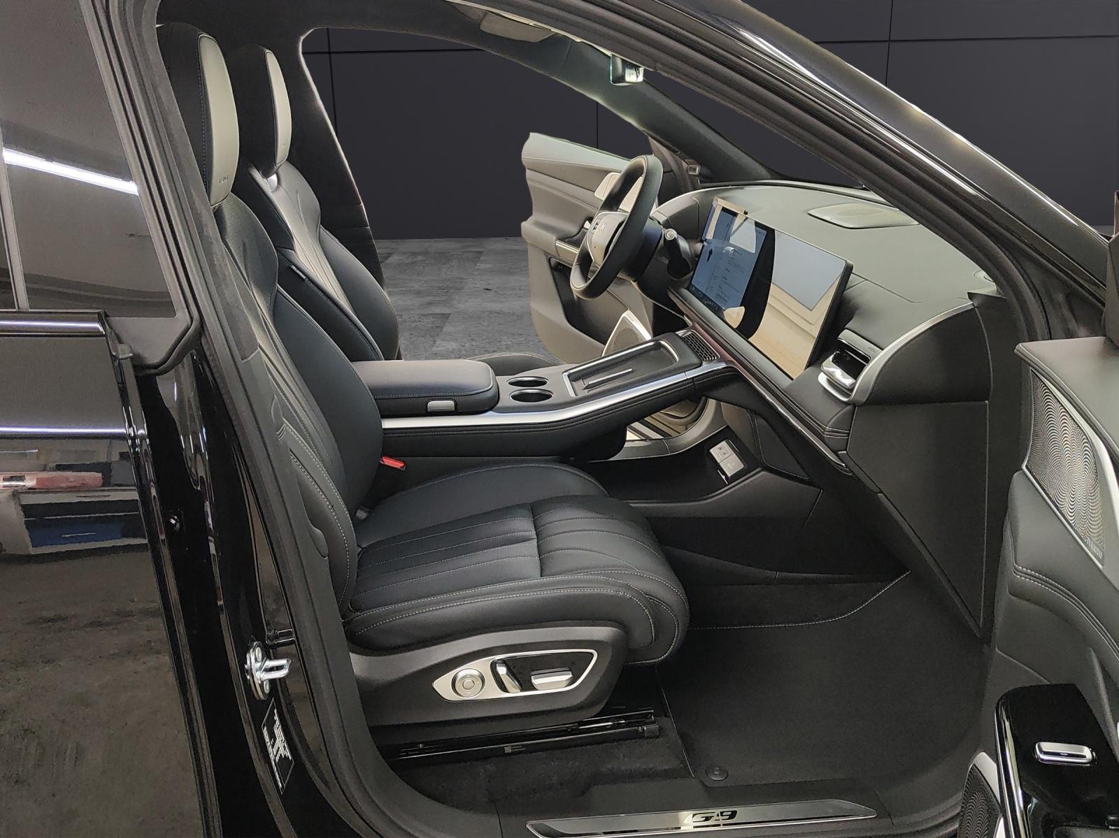 XPENG G9 Performance AWD-image-18