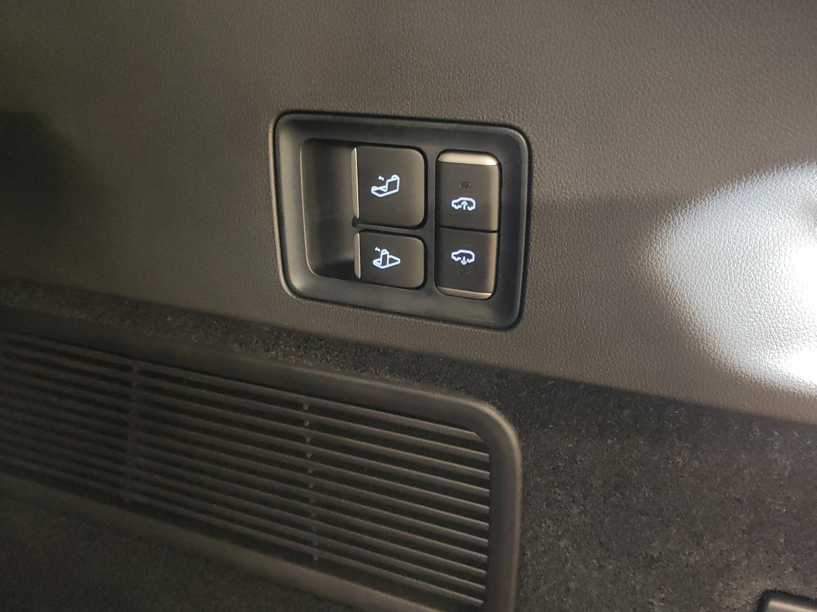 XPENG G9 Performance AWD-image-19