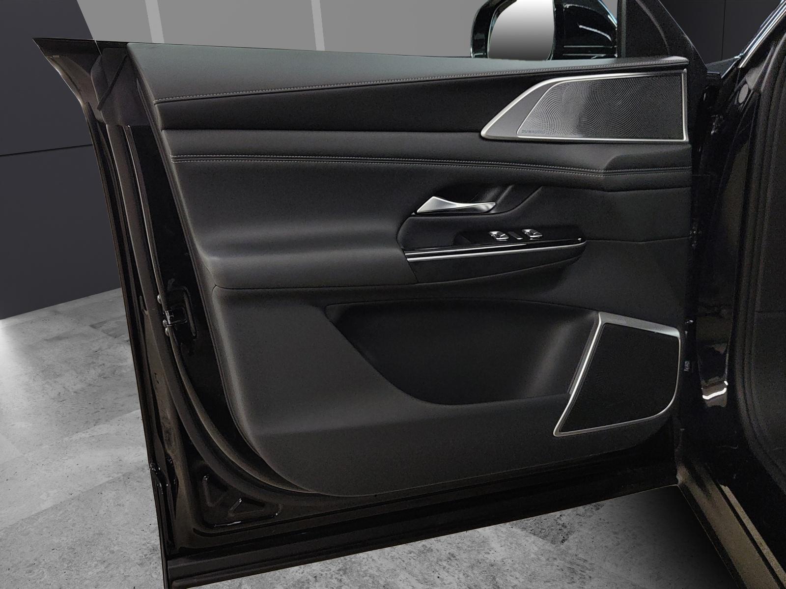 XPENG G9 Performance AWD-image-13