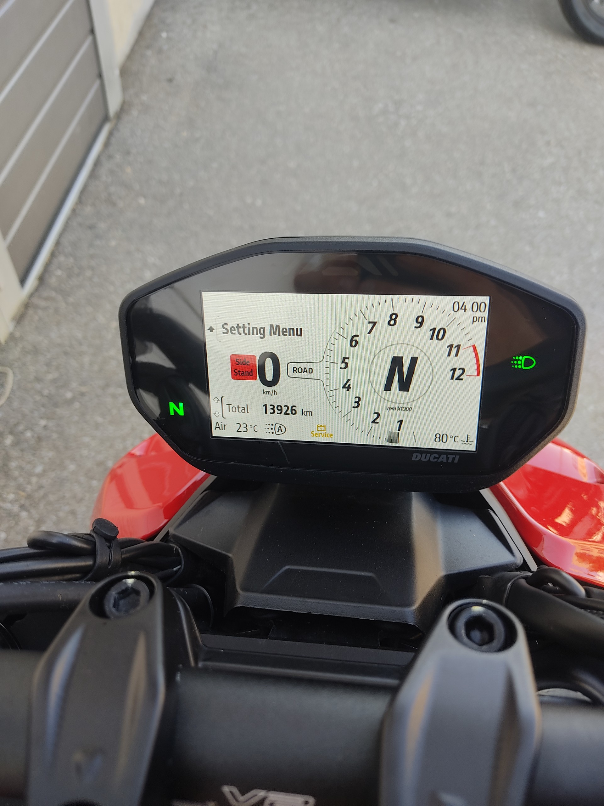 DUCATI Streetfighter V2-image-11