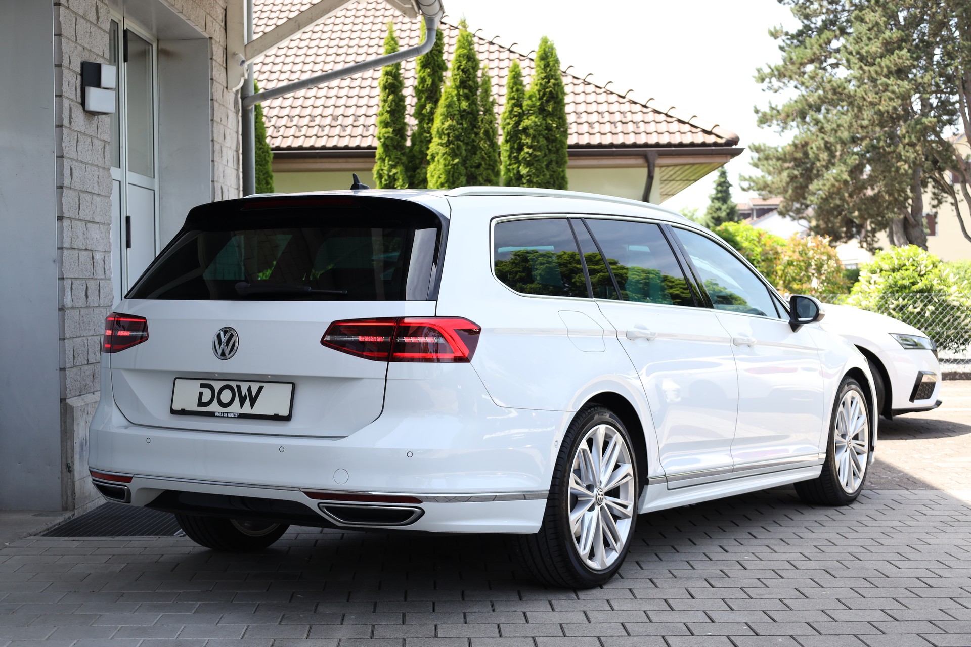 VW Passat Variant 2.0 TDI SCR BMT Highline DSG-image-4