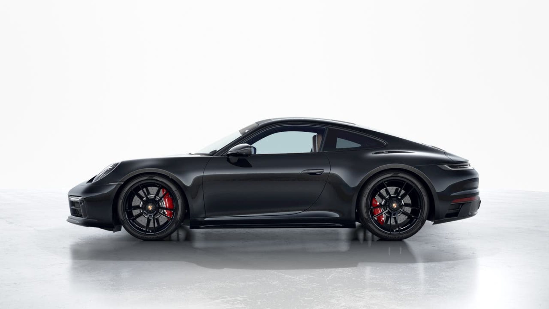 PORSCHE 911 Carrera 4 GTS-image-1