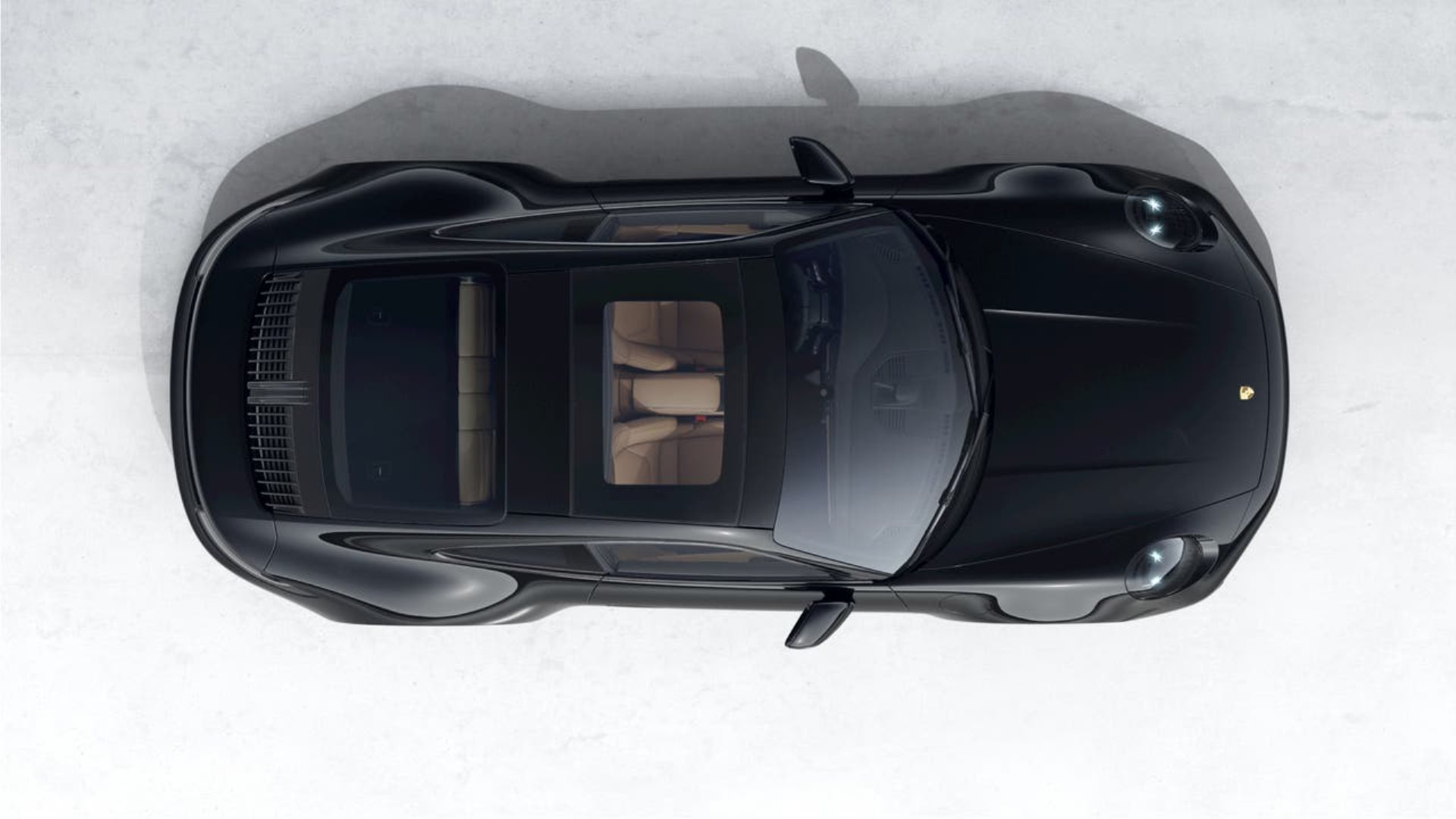 PORSCHE 911 Carrera 4 GTS-image-3