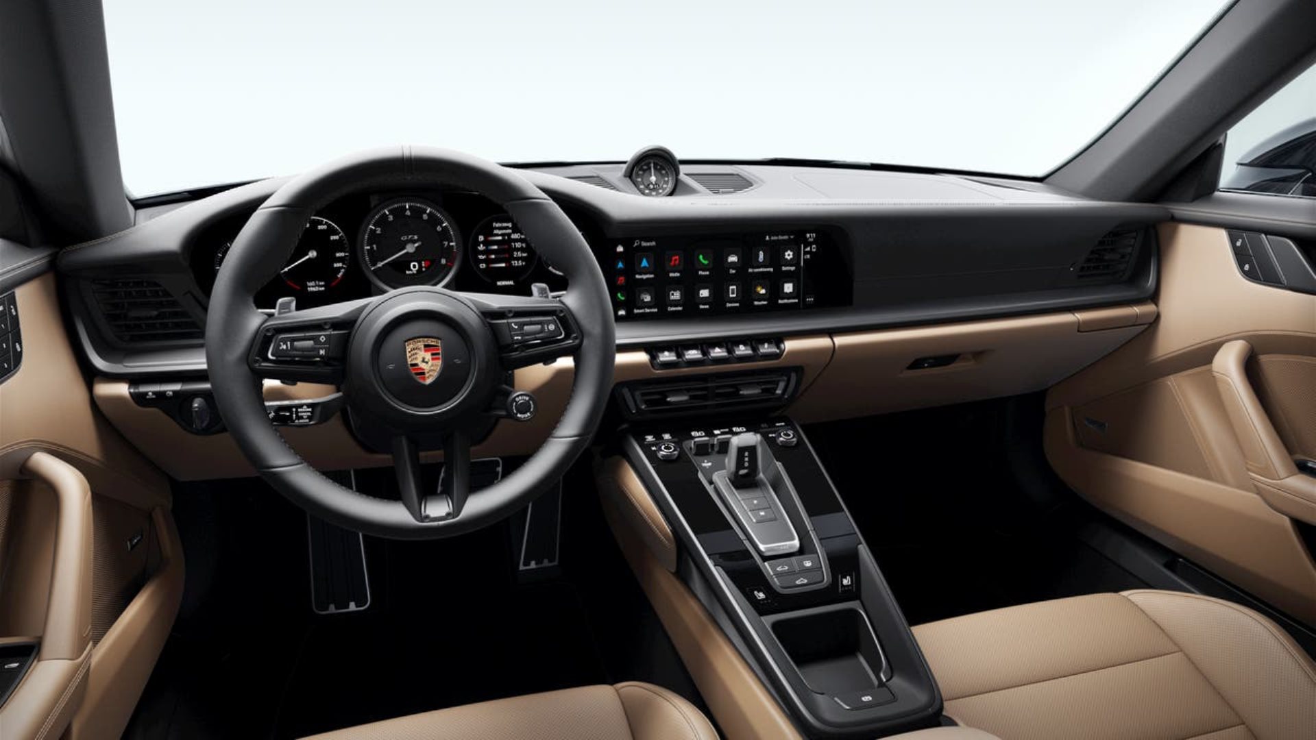 PORSCHE 911 Carrera 4 GTS-image-7
