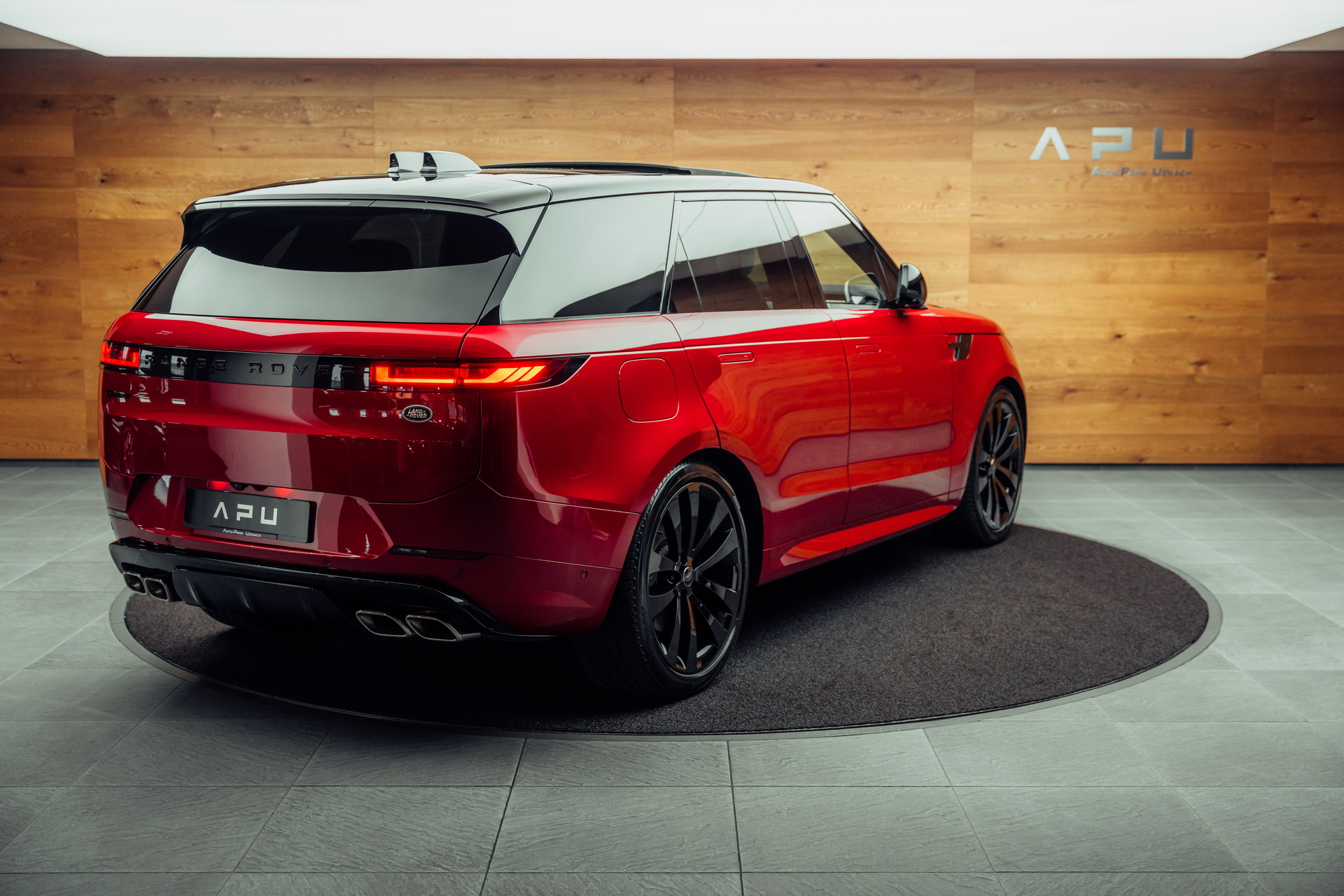 LAND ROVER Range Rover Sport P530 4.4 V8 First Edition Automatic-image-1