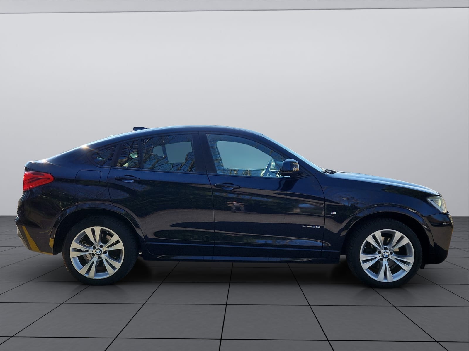 BMW X4 xDrive 35i xLine Steptronic-image-7