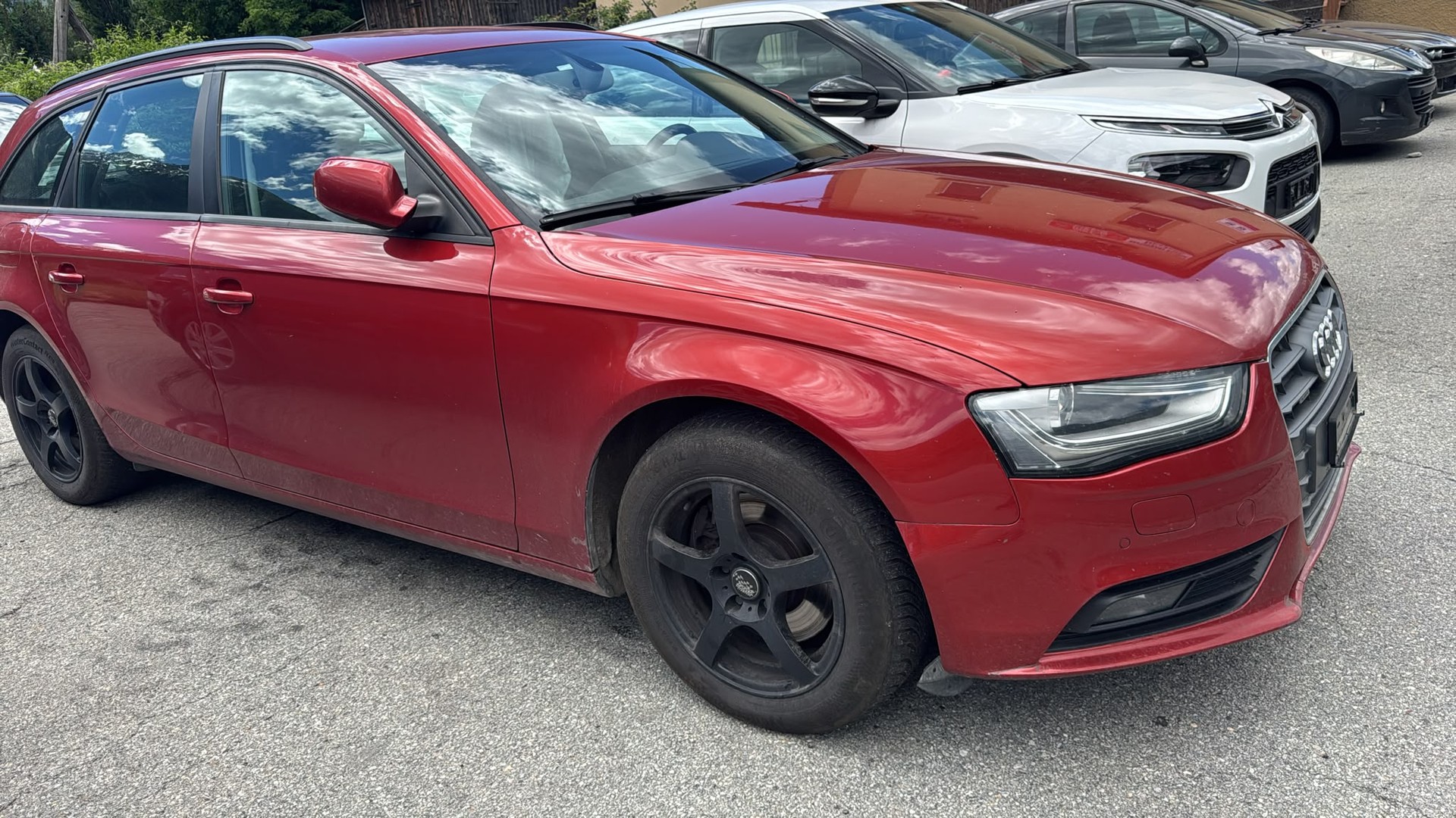 AUDI A4 Avant 2.0 TDI quattro-image-1