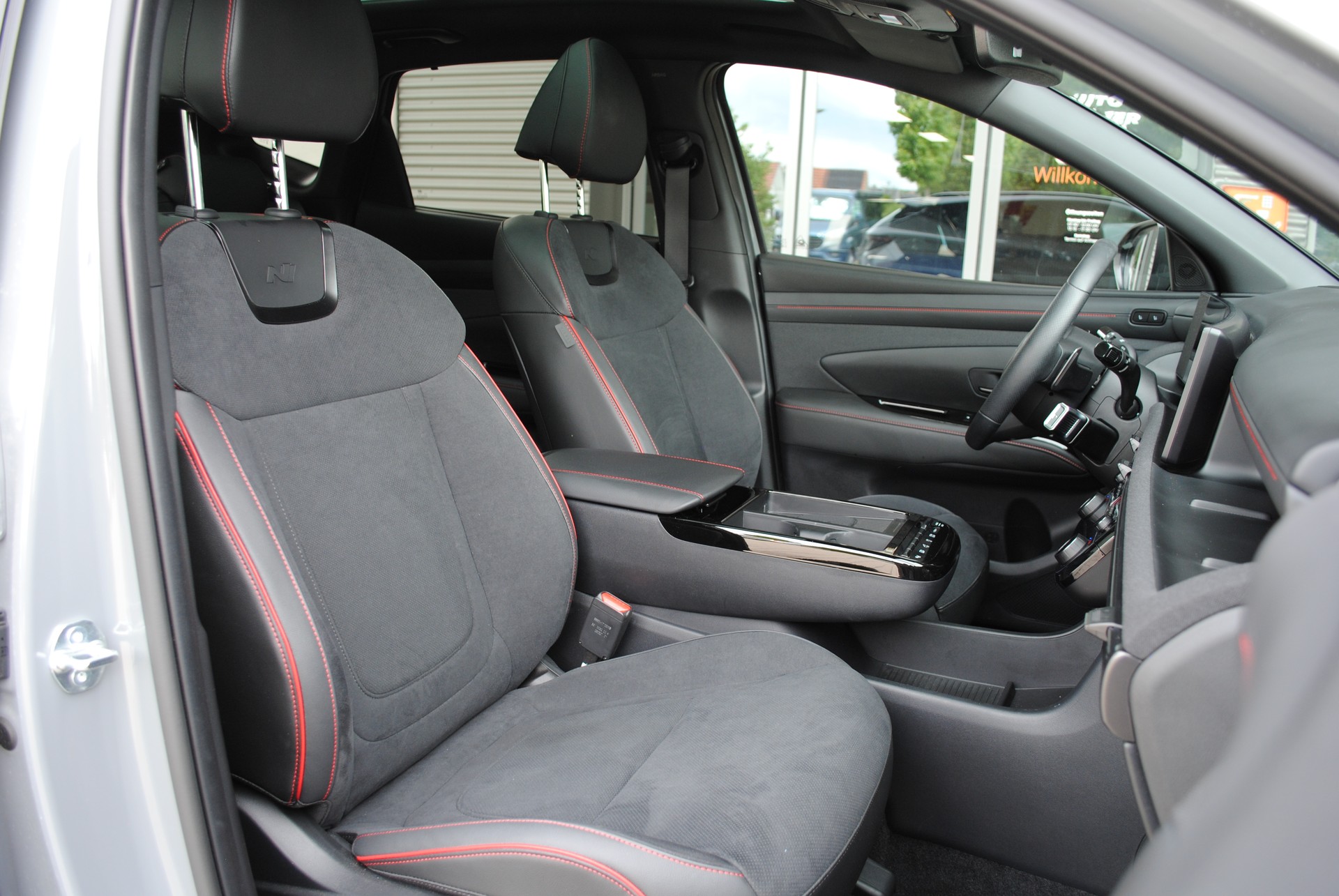 HYUNDAI Tucson 1.6 TGDI PHEV N-Line 4WD-image-15