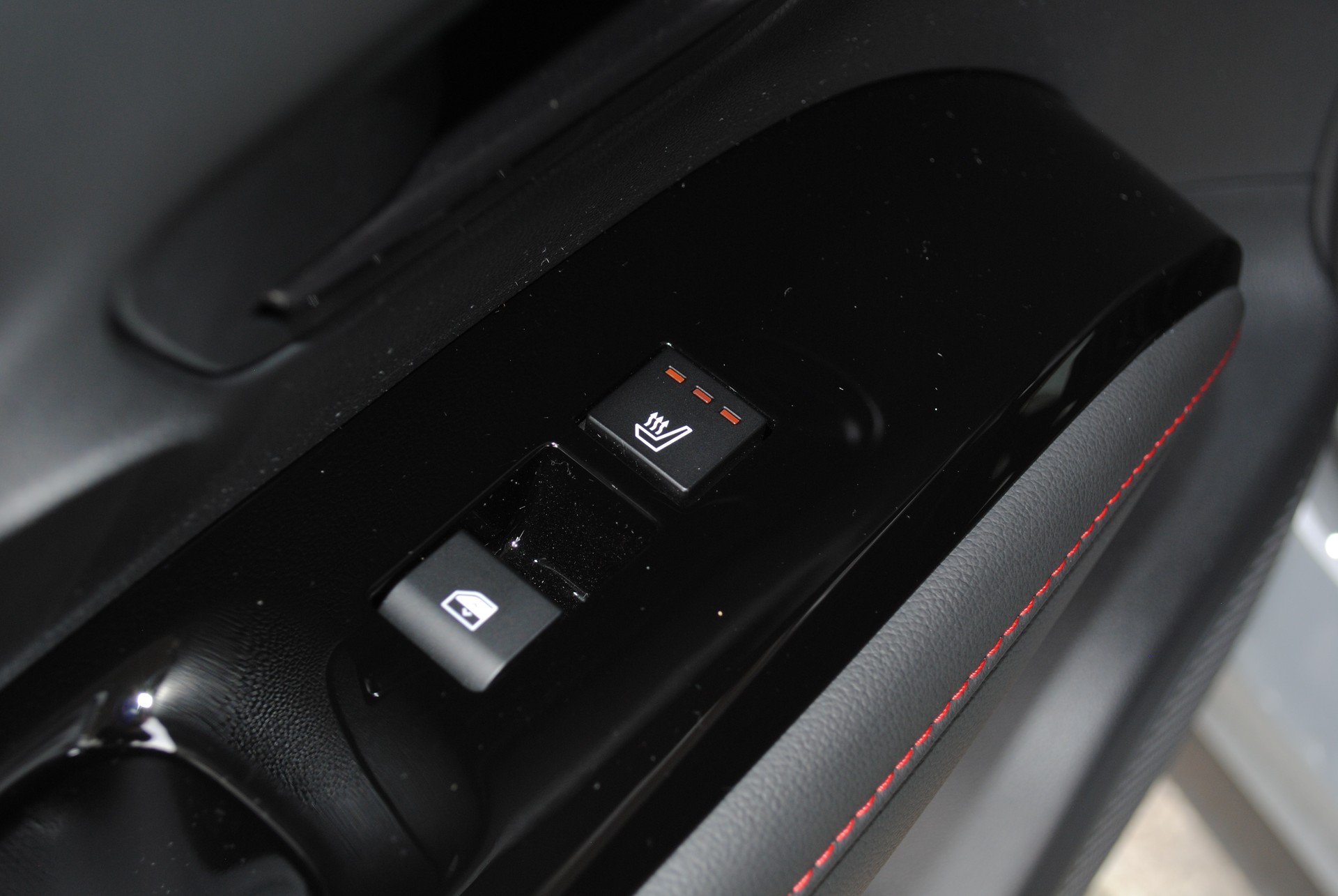 HYUNDAI Tucson 1.6 TGDI PHEV N-Line 4WD-image-18