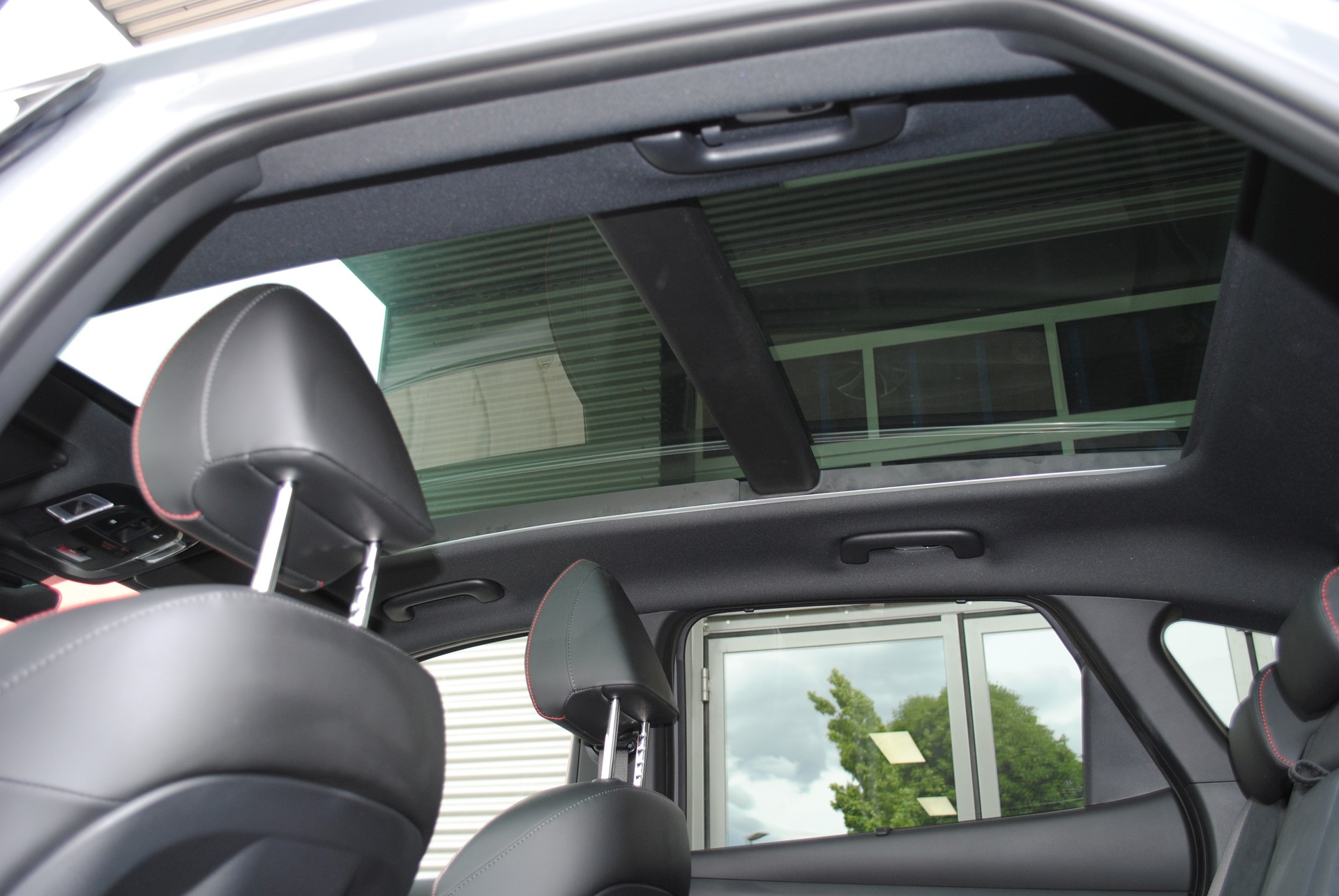 HYUNDAI Tucson 1.6 TGDI PHEV N-Line 4WD-image-17