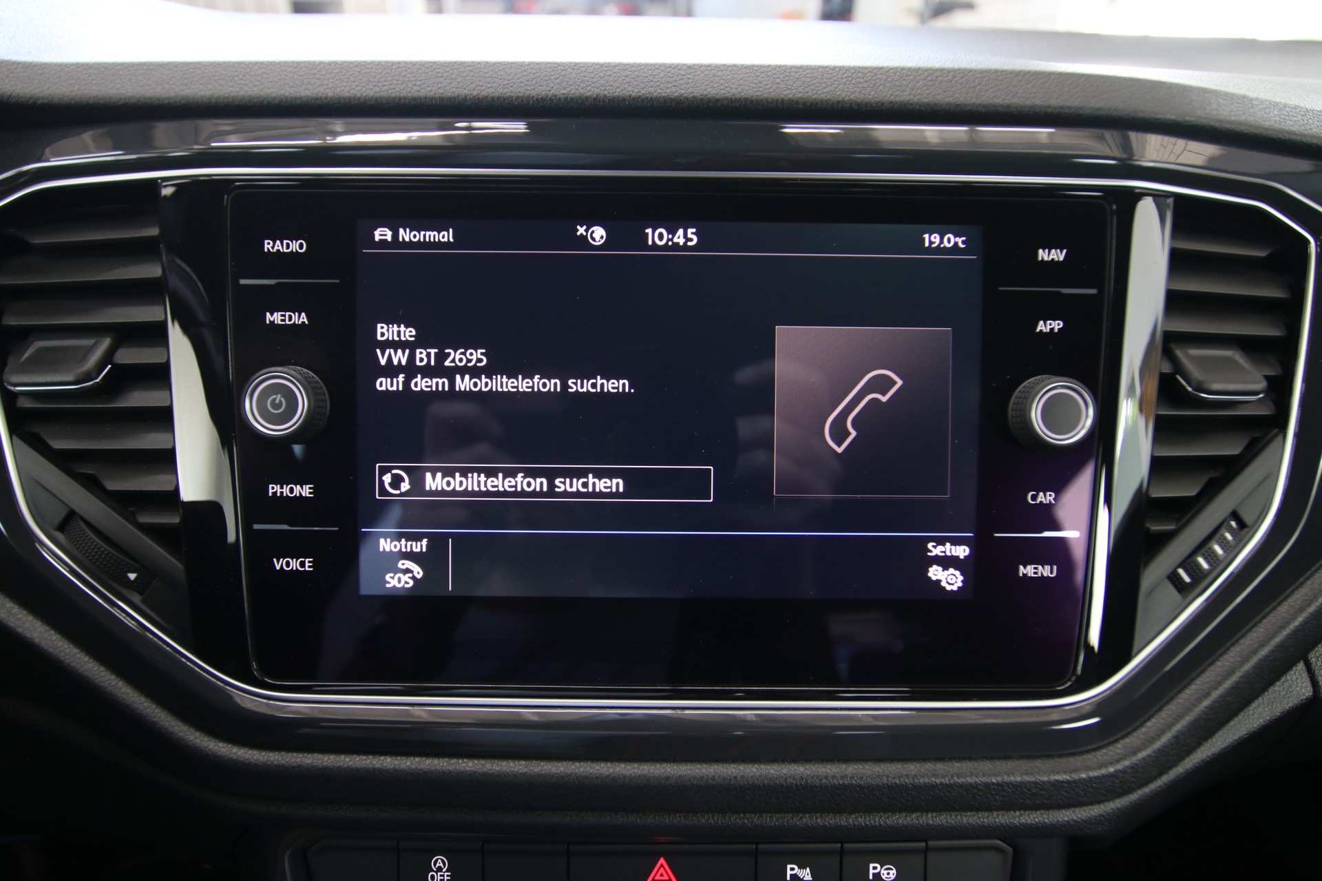VW T-Roc *R-Line* 2.0 TSI Sport DSG 4Motion-image-21