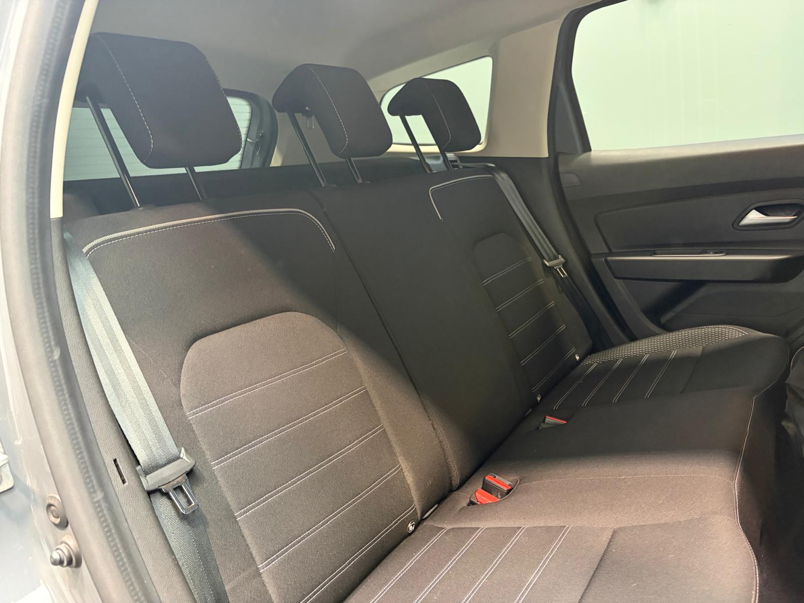 DACIA Duster TCe 150 Prestige EDC 4x2-image-12
