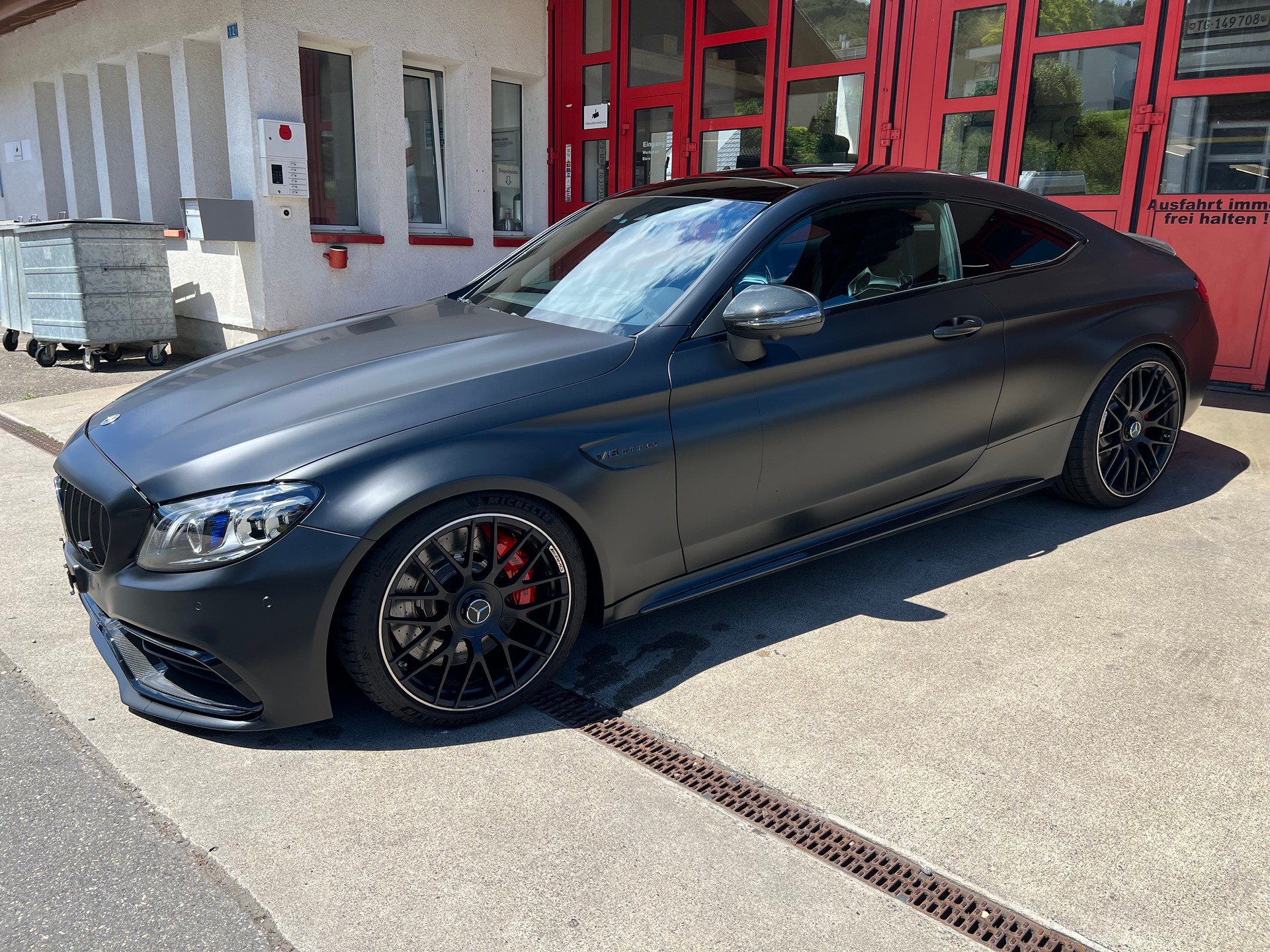 MERCEDES-BENZ C 63 S AMG 9G-tronic-image-1