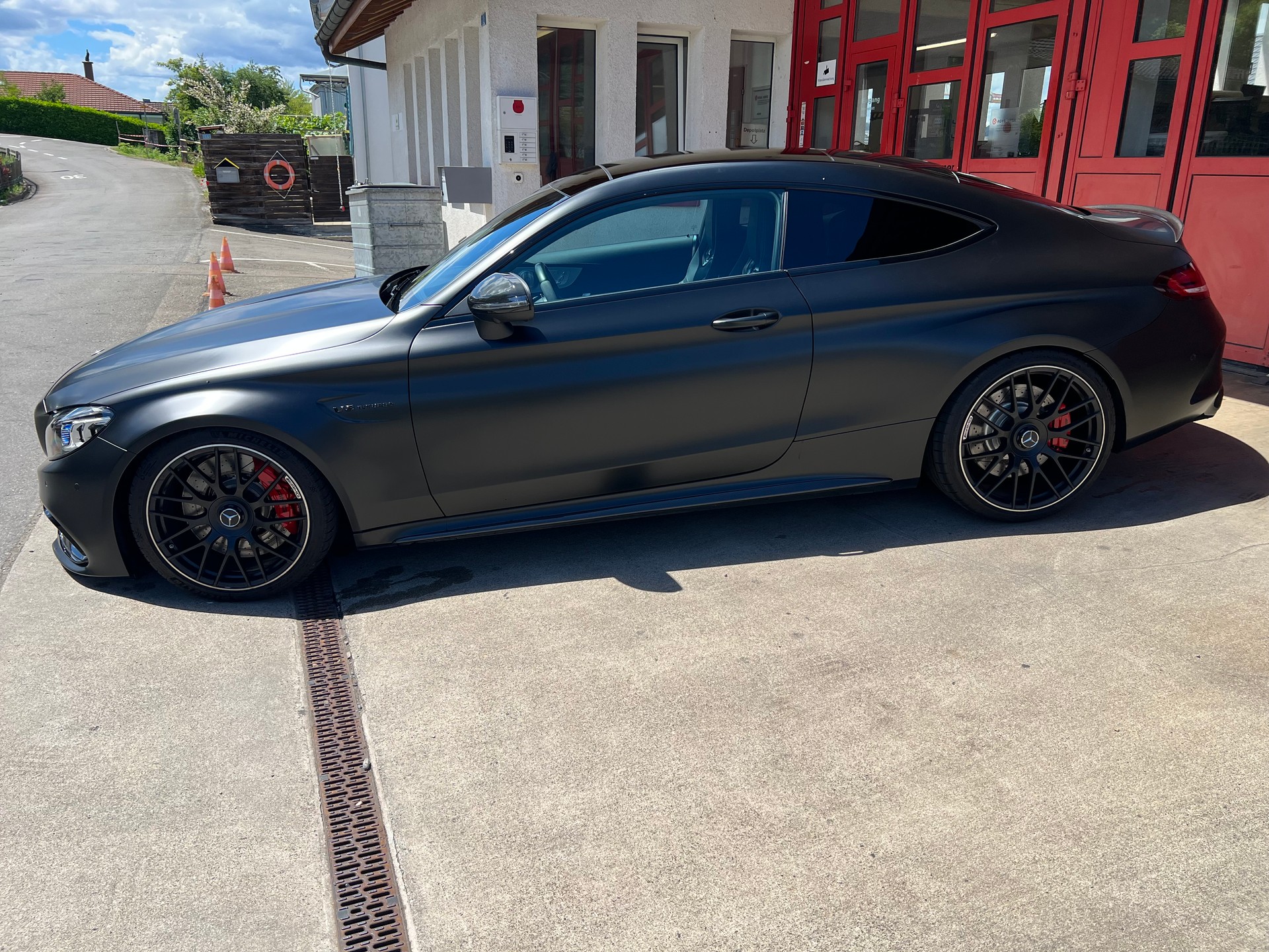 MERCEDES-BENZ C 63 S AMG 9G-tronic-image-2