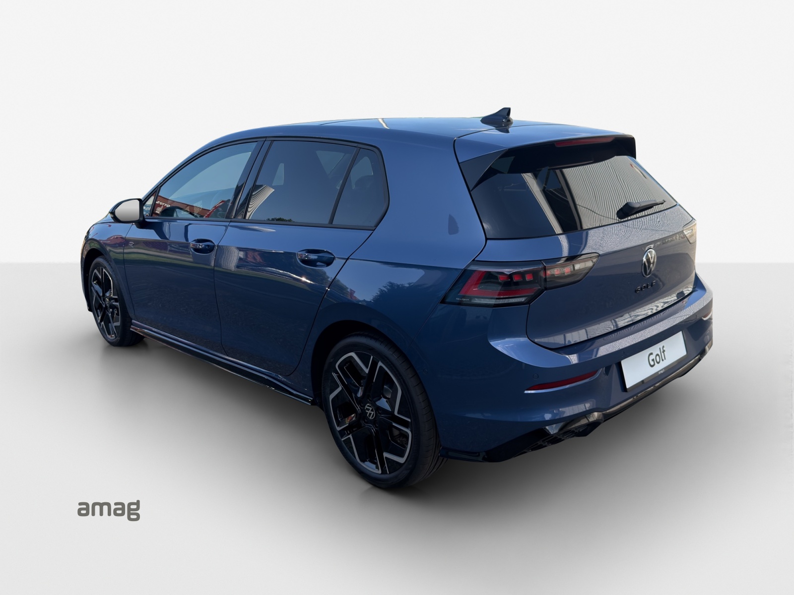 VW Golf R-Line 1.5eTSI 150PS-image-2