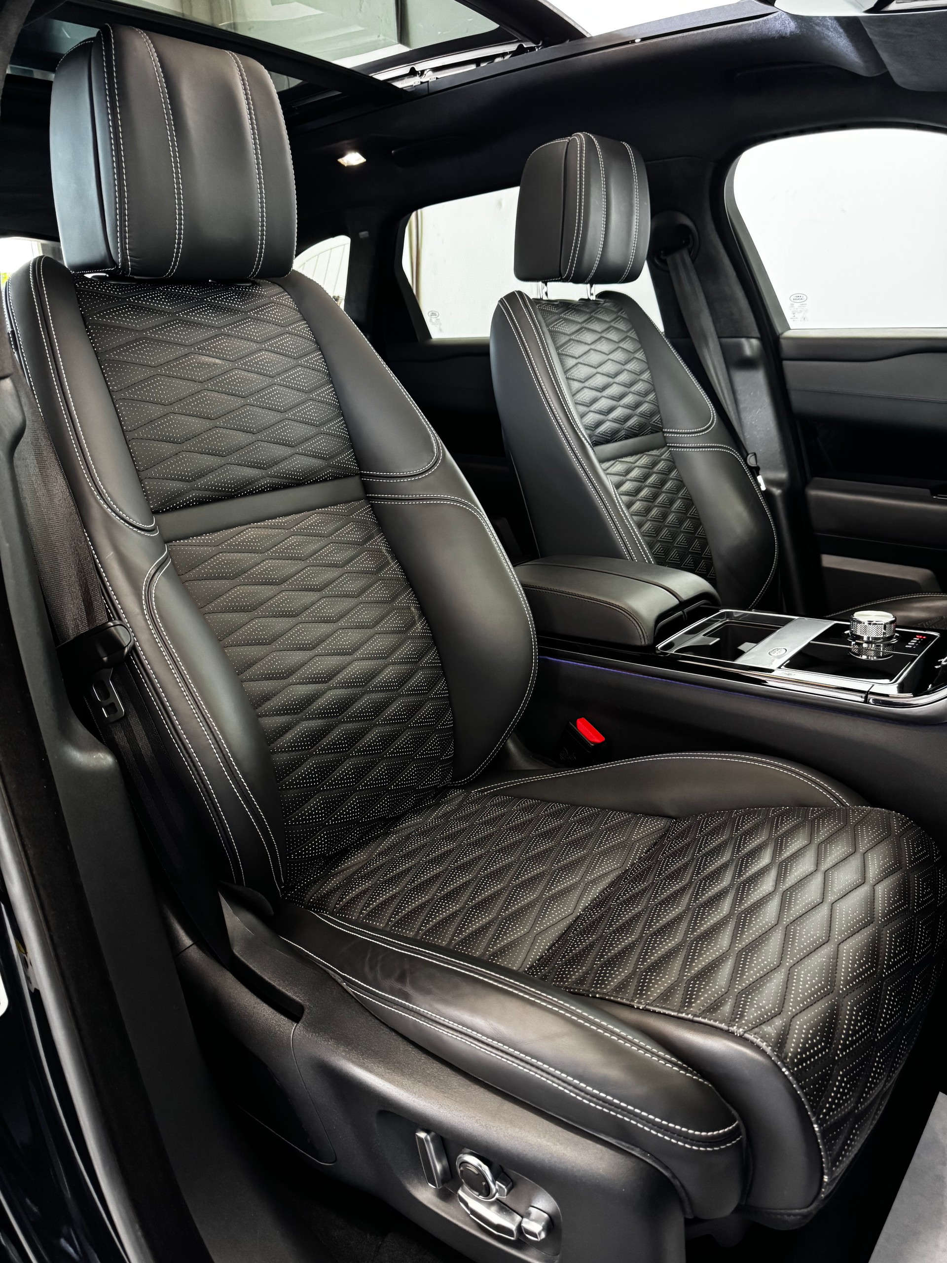 LAND ROVER Range Rover Velar SV Autobiography Dyn. Edition A.-image-23