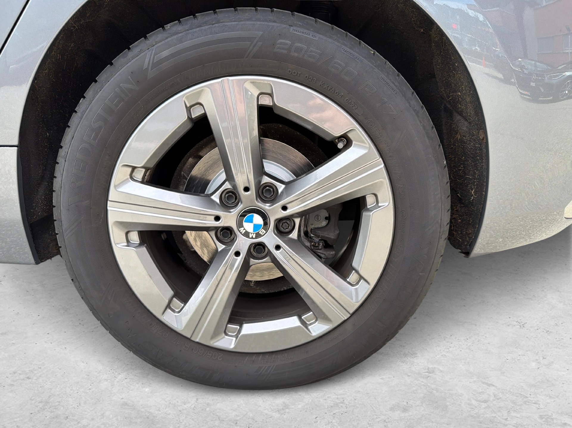 BMW 218i Active Tourer-image-8