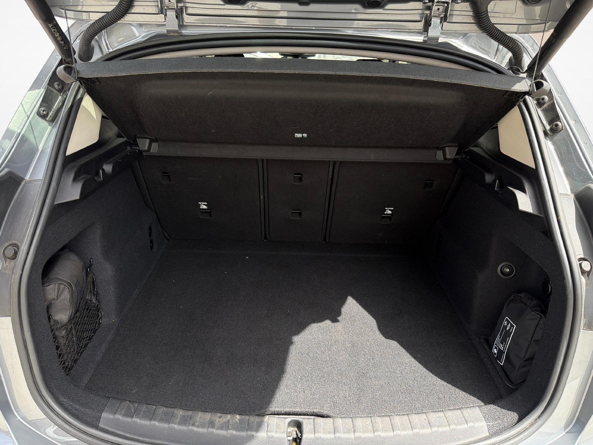 BMW 218i Active Tourer-image-20