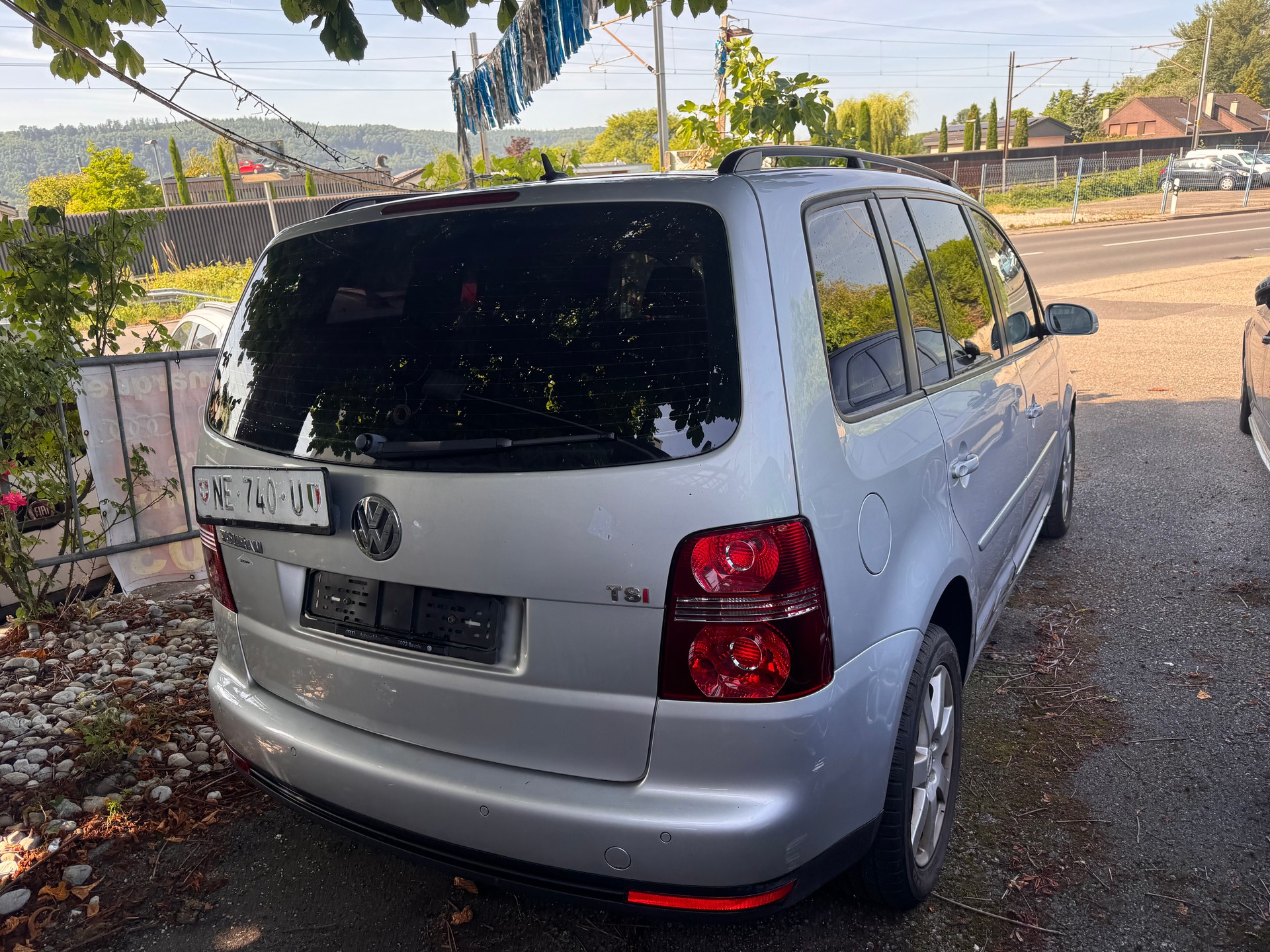 VW Touran 1.4 TSI Trendline-image-2