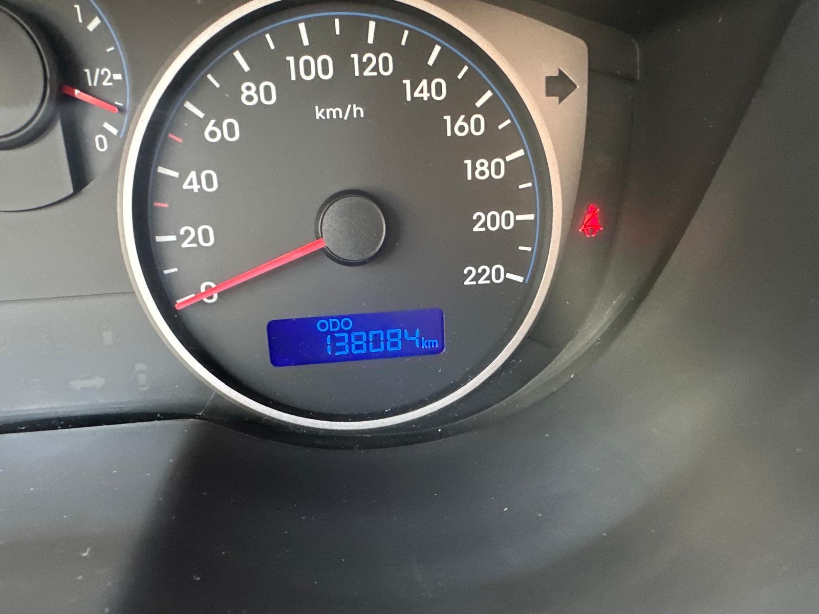 HYUNDAI i20 1.2 Comfort-image-12