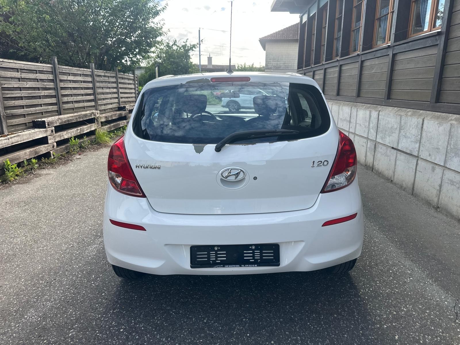 HYUNDAI i20 1.2 Comfort-image-5