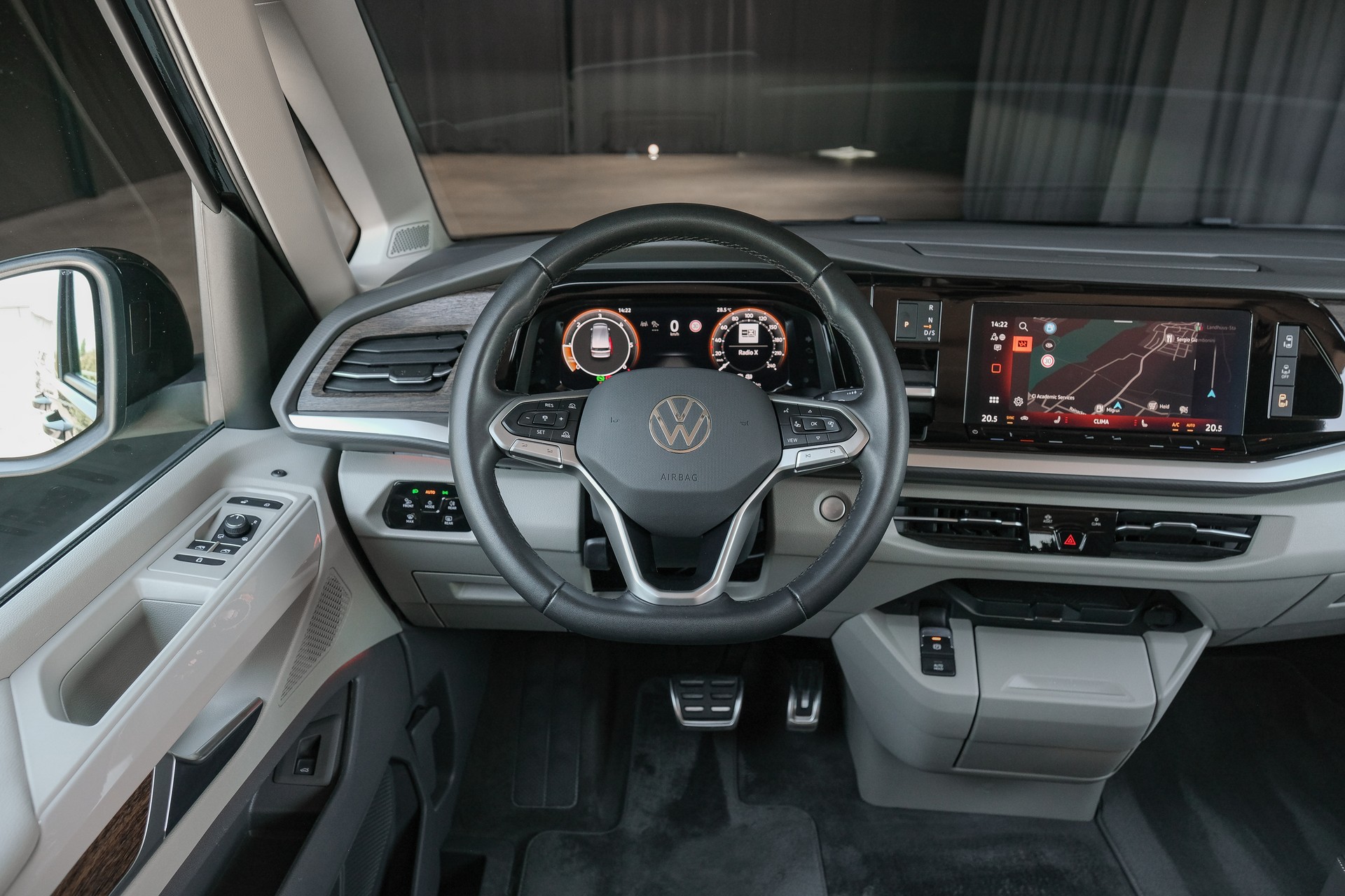 VW Multivan 2.0 TDI Style DSG-image-17