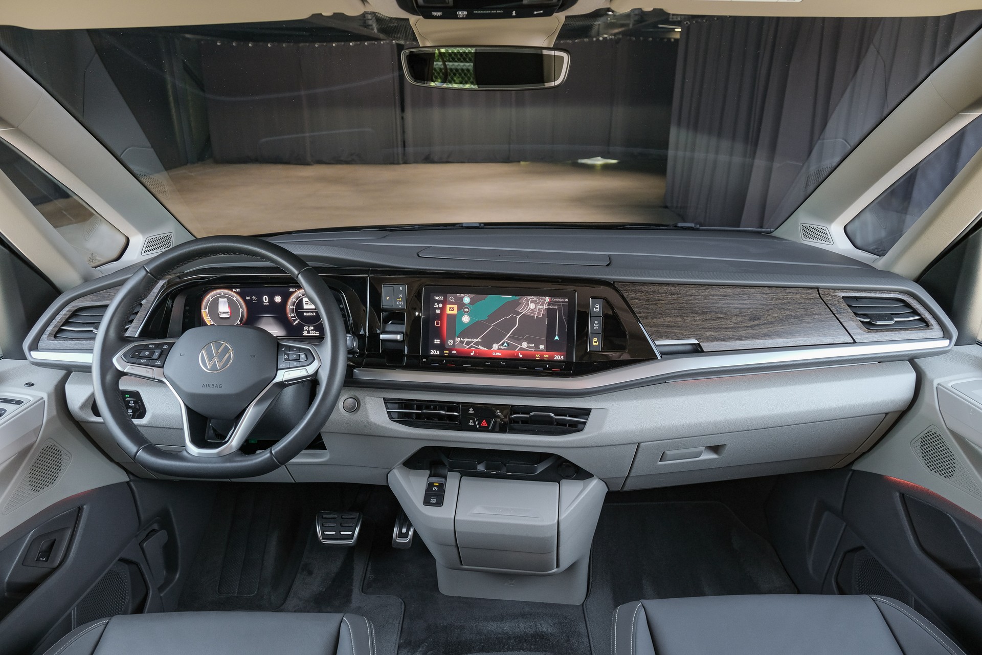 VW Multivan 2.0 TDI Style DSG-image-16