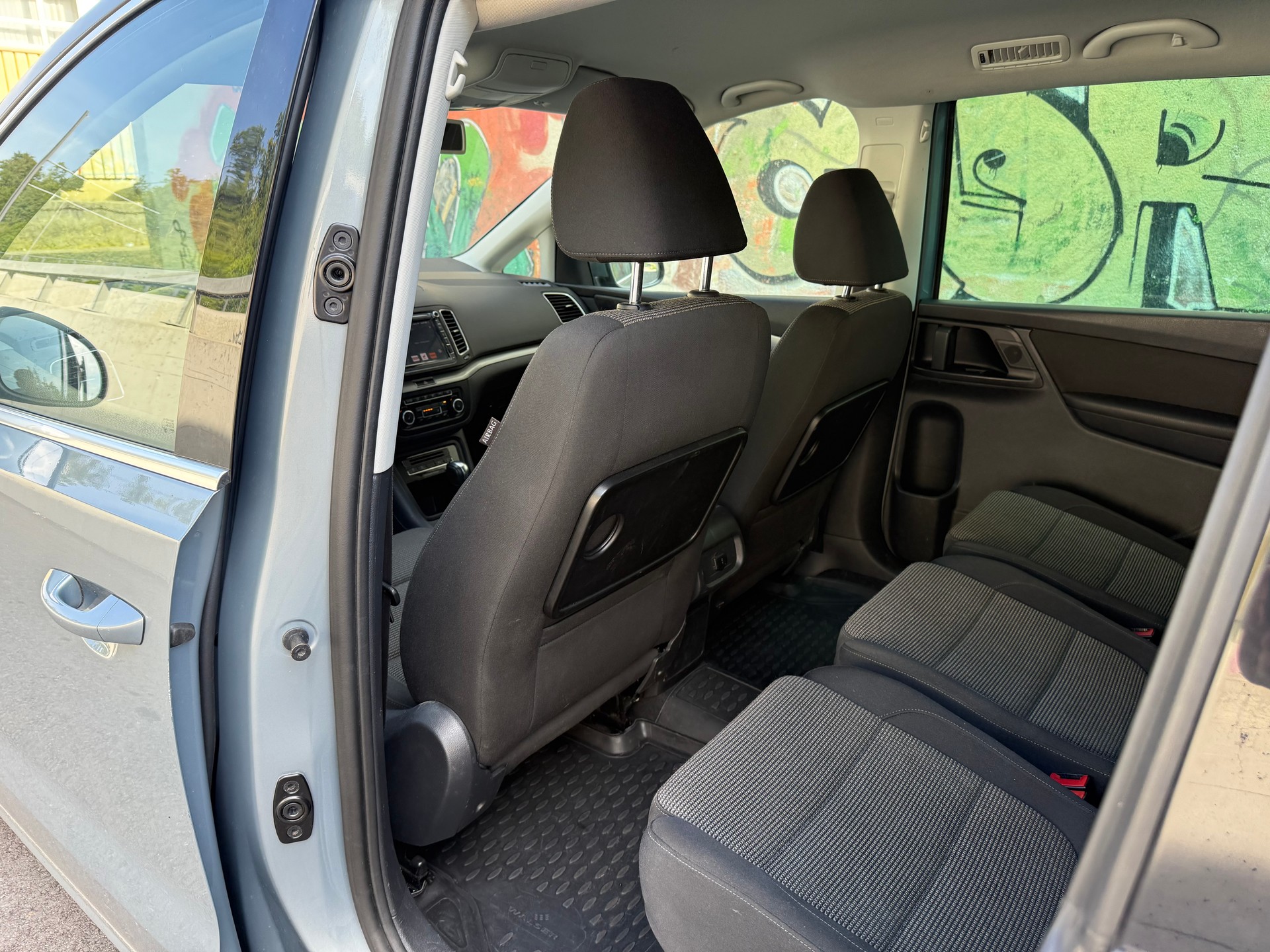 VW Sharan 2.0 TDI BMT Comfortline DSG-image-6