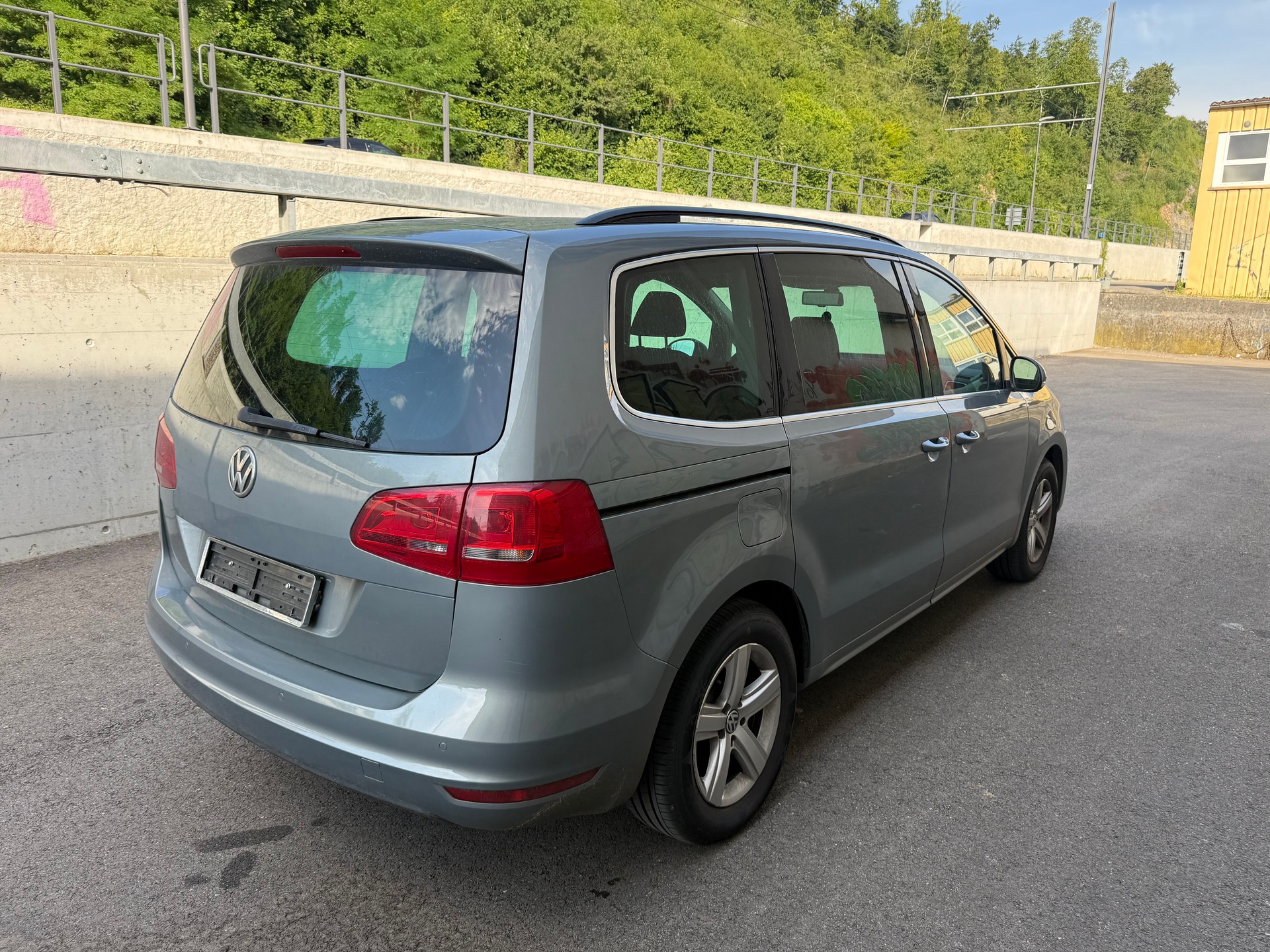 VW Sharan 2.0 TDI BMT Comfortline DSG-image-3