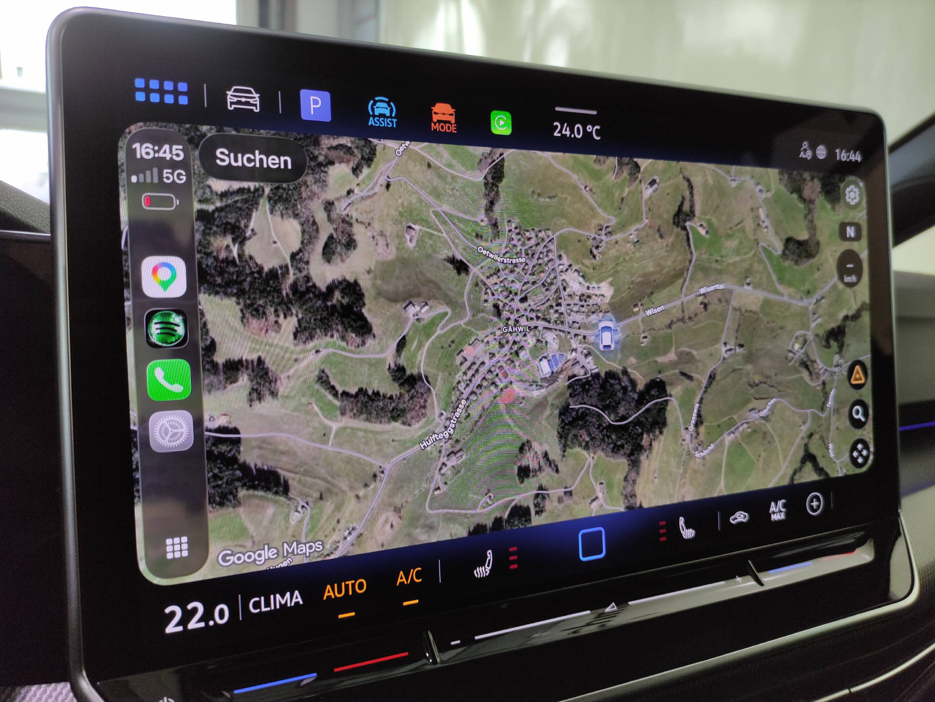 VW Golf VIII 1.5 eTSI R-Line DSG-image-7