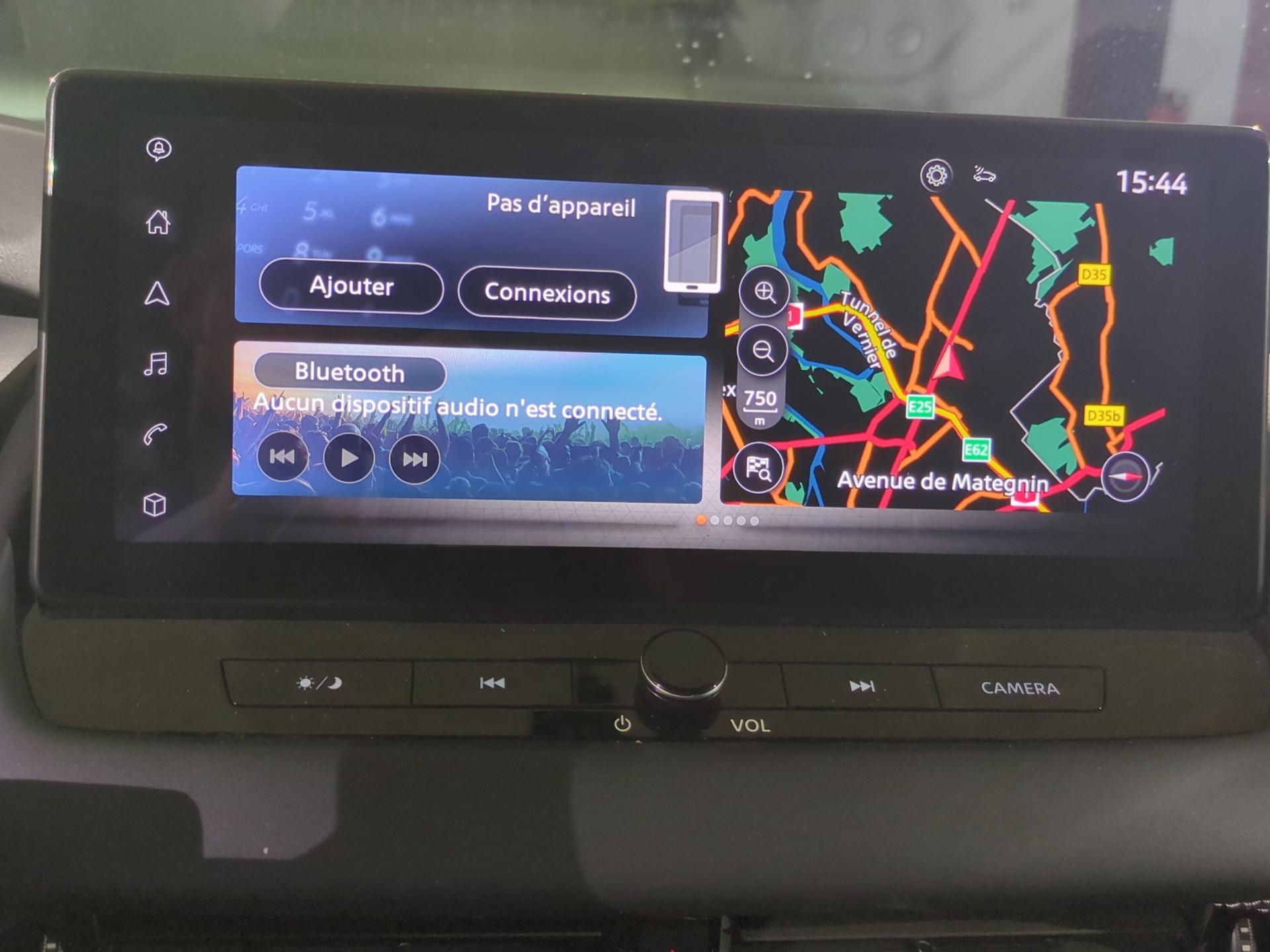 NISSAN Qashqai 1.5 VC-T e-Power Tekna-image-22