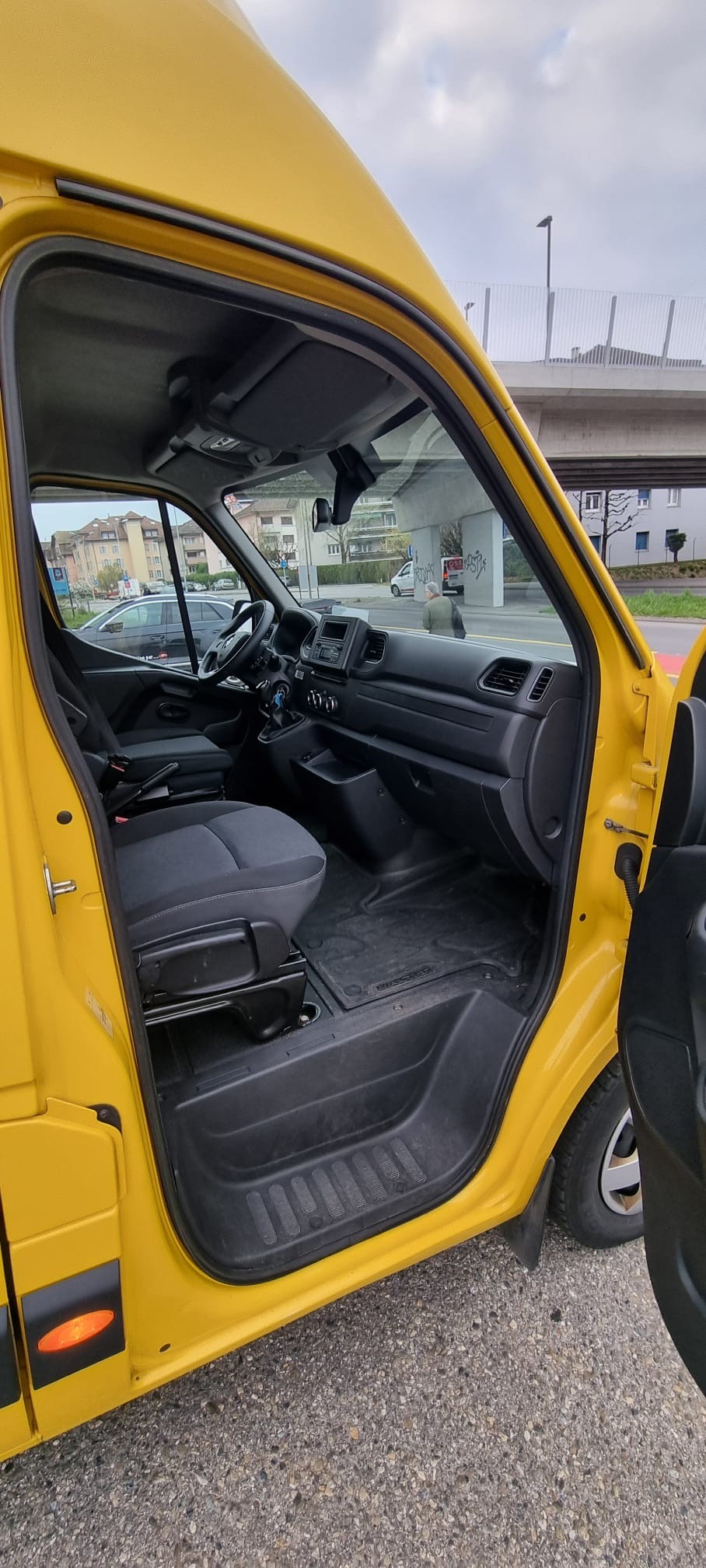 RENAULT Master T35 2.3dCi 135 L3H3-image-5