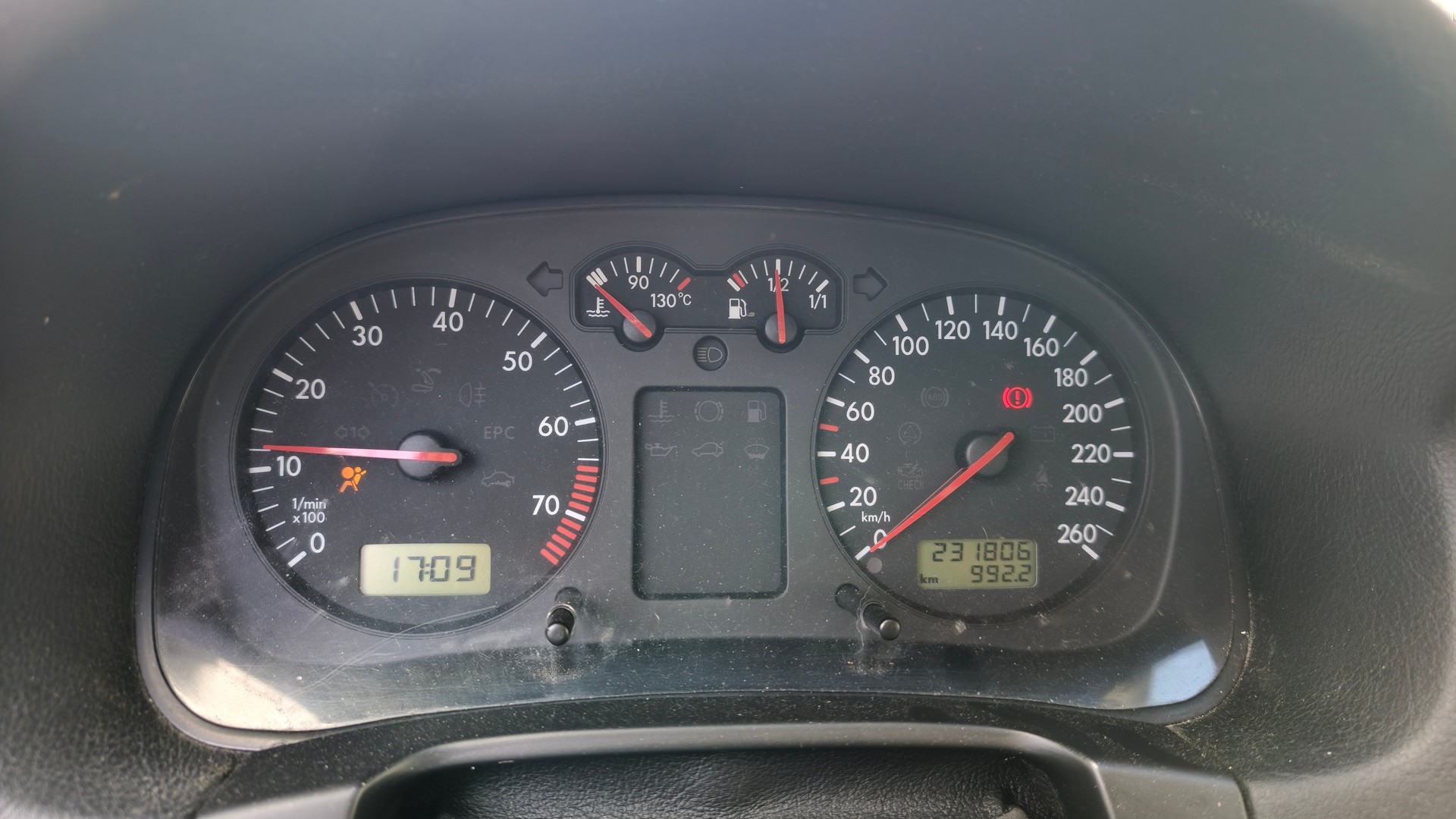 VW Golf 1.8 Comfortline 4Motion-image-9