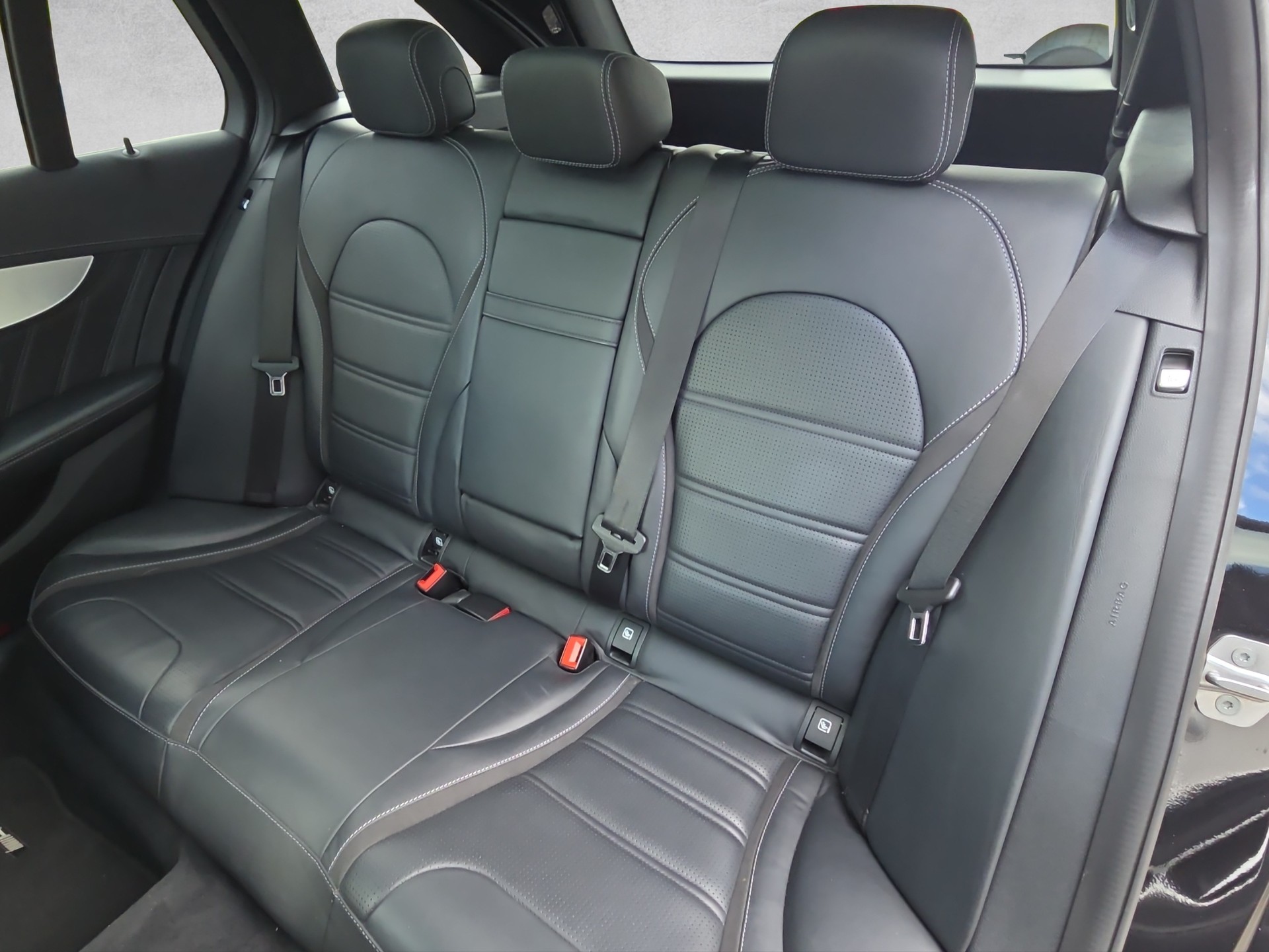 MERCEDES-BENZ C 63 S AMG Speedshift • 600PS • ohne OPF • Performance Abgasanlage & Sitze • Panorama • Burmester • Garantie • frisch ab MFK-image-8