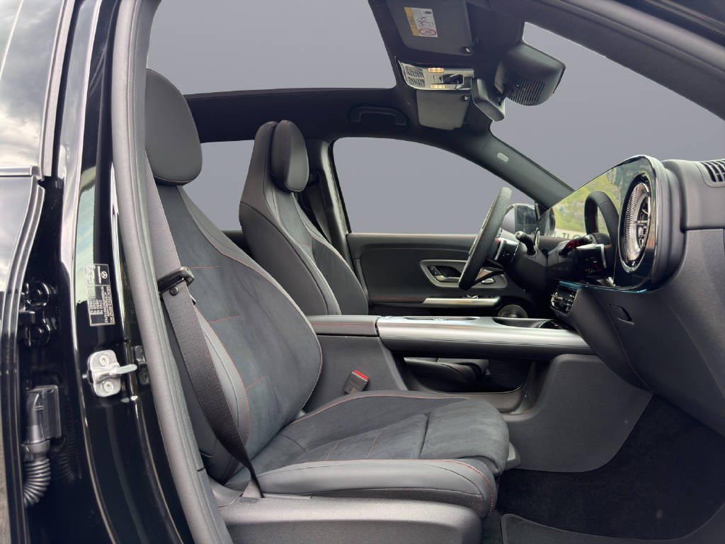 MERCEDES-BENZ GLB 350 4matic-image-13