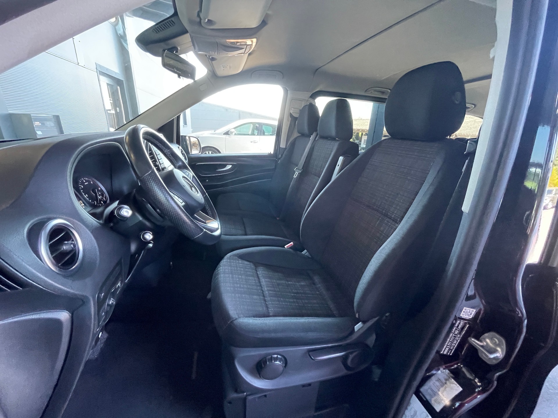 MERCEDES-BENZ Vito 116 CDI Lang Base Tourer 4Matic 9G-Tronic*9 Plätze-image-11