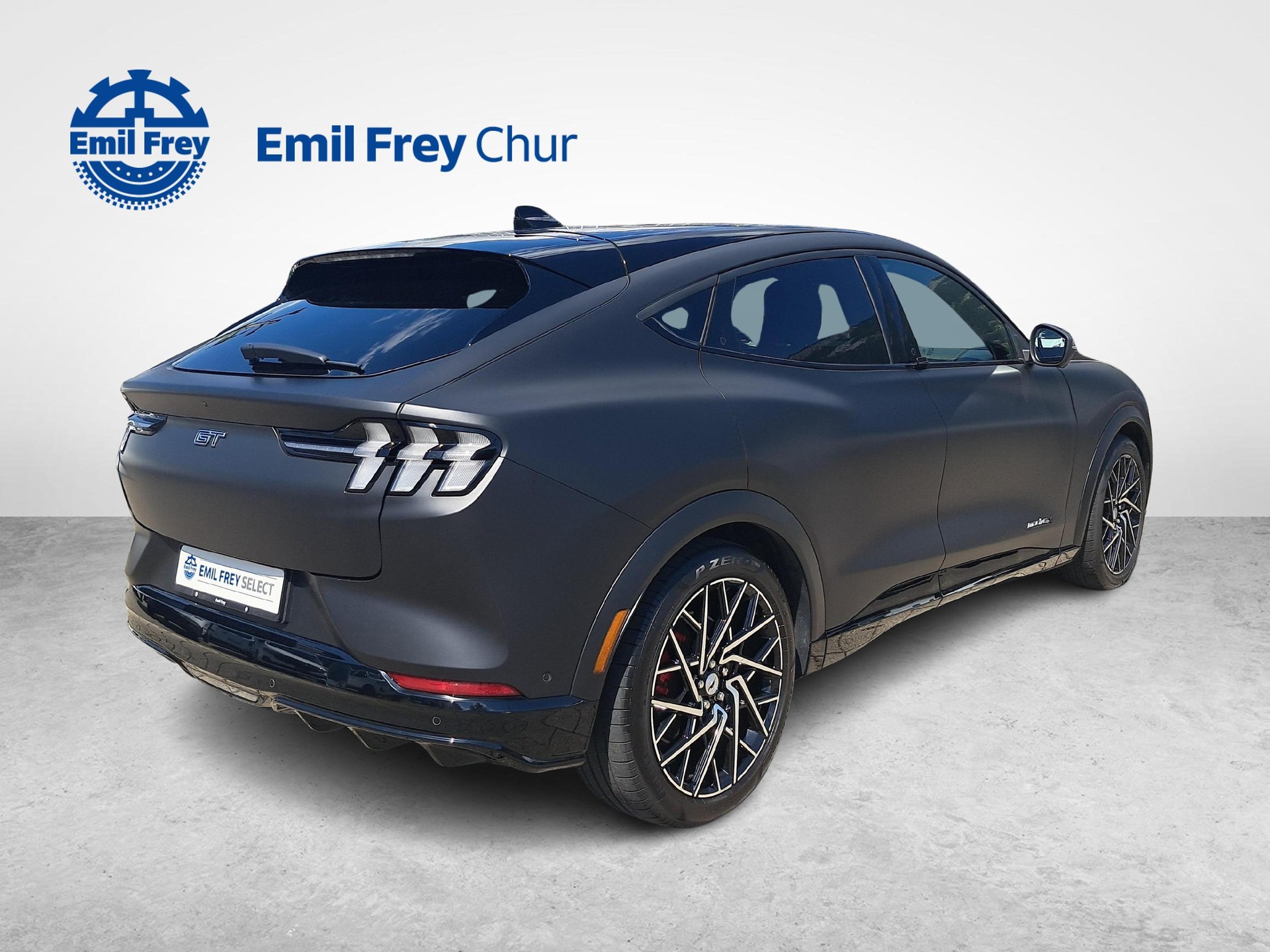 FORD Mustang Mach-E Extended GT AWD-image-5