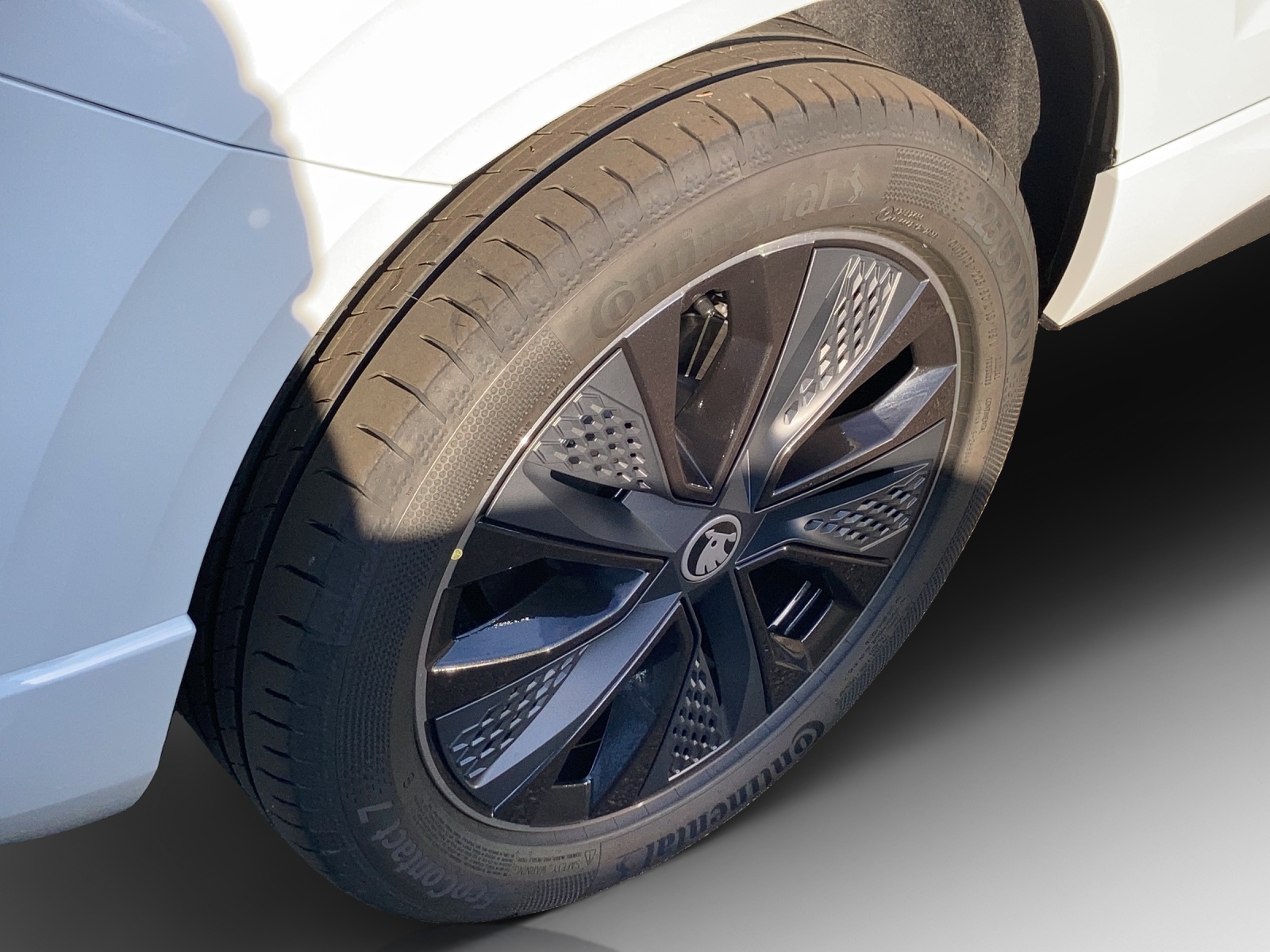 SKODA Karoq 2.0 TSI SportLine 4x4 DSG-image-14