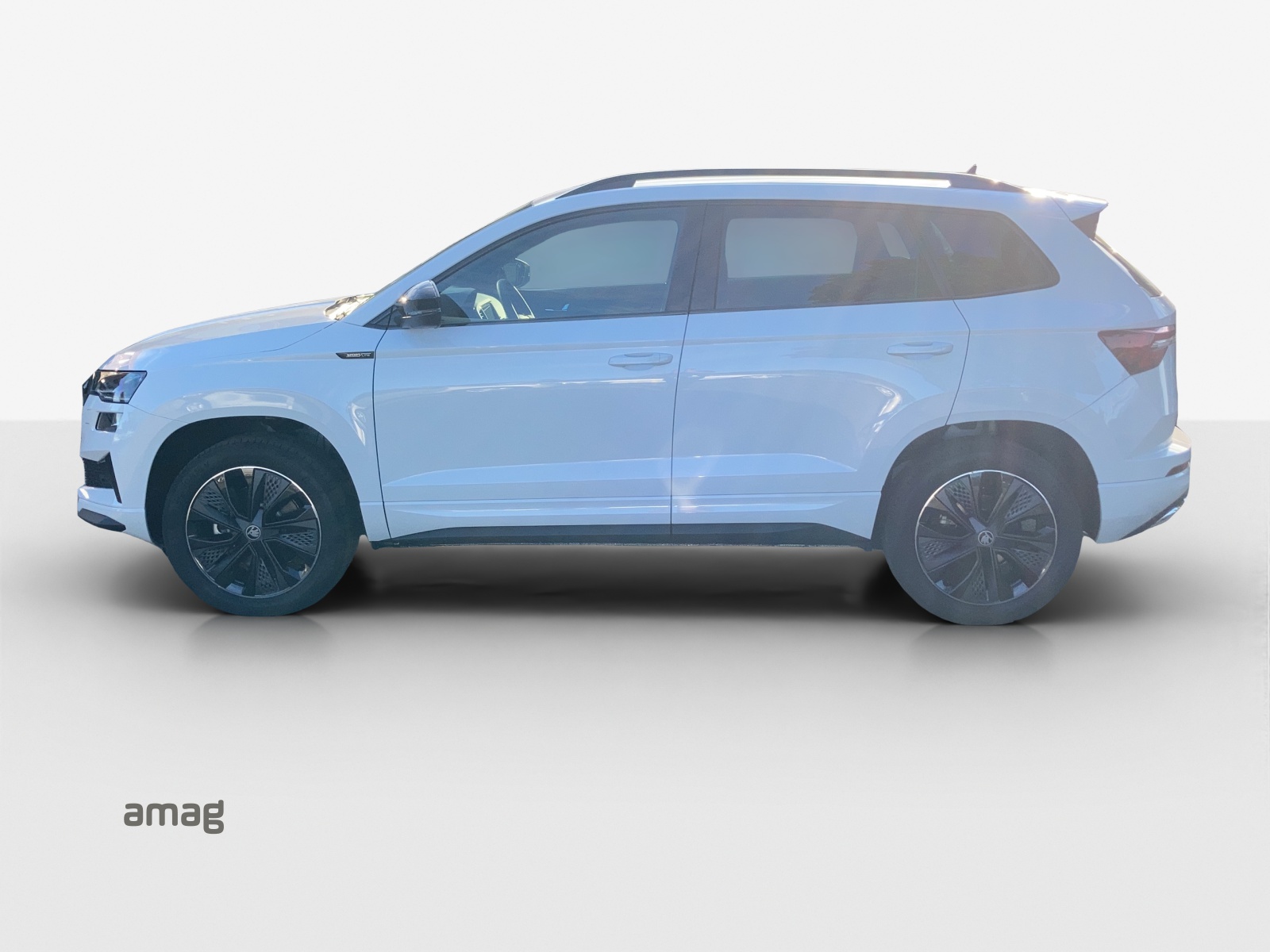 SKODA Karoq 2.0 TSI SportLine 4x4 DSG-image-1