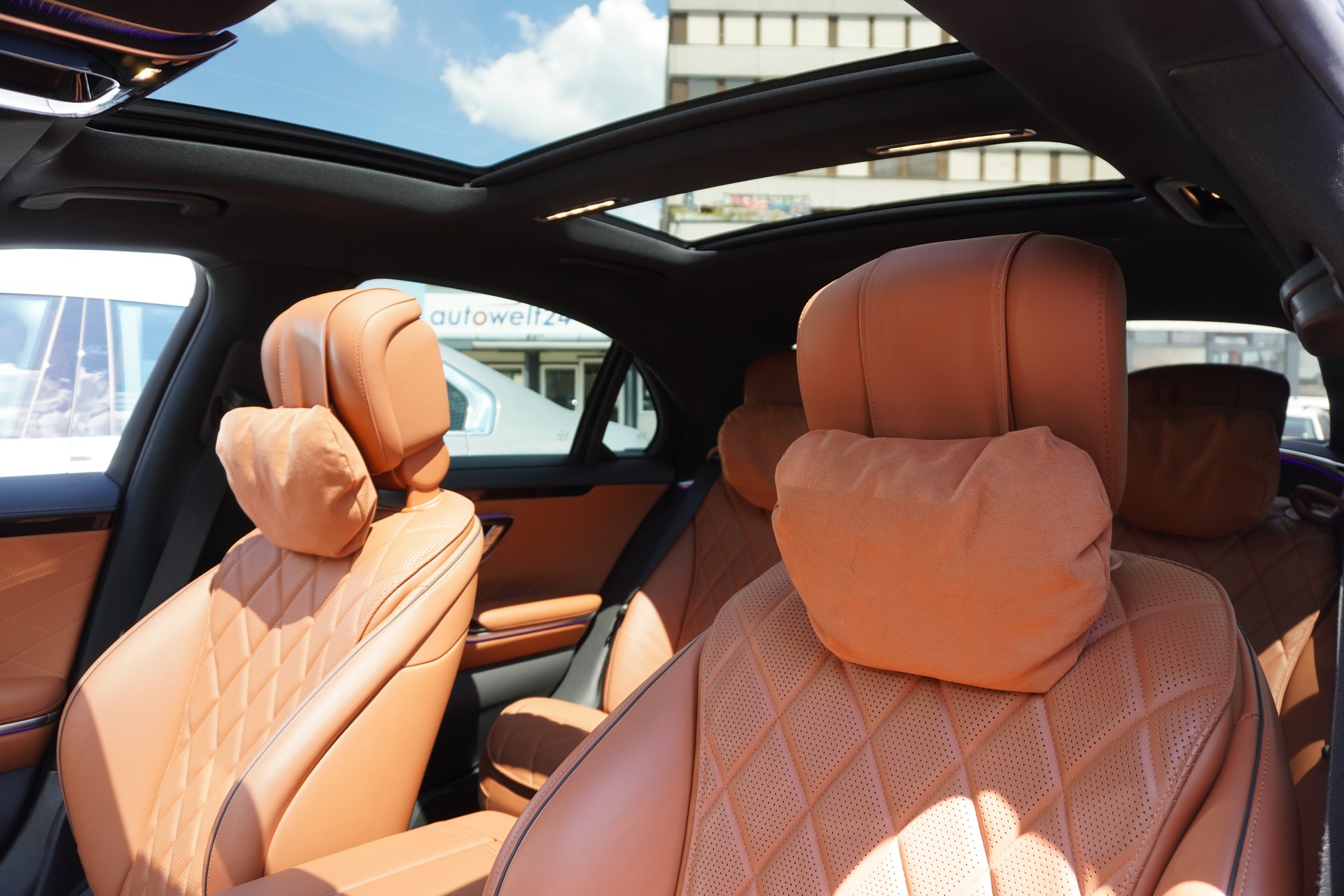MERCEDES-BENZ S 580 e L 4Matic 9G-Tronic-image-12