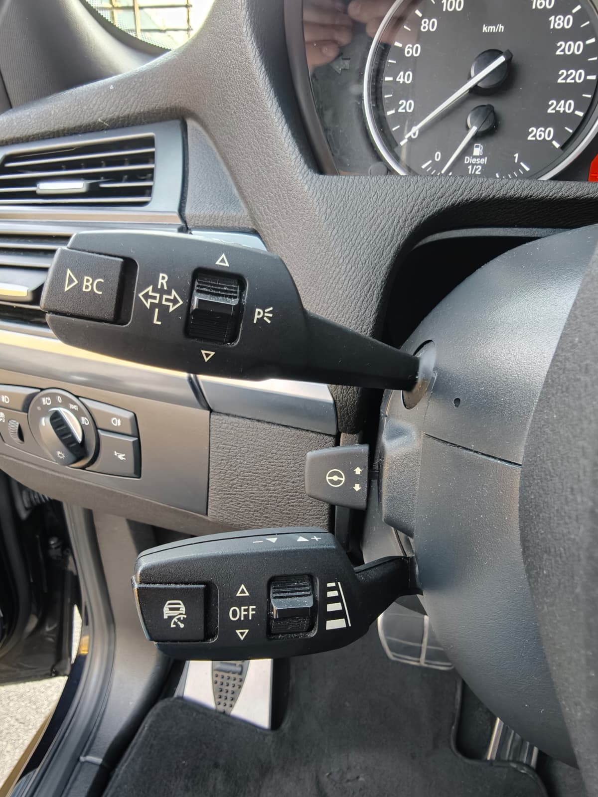 BMW X5 xDrive 40d Steptronic M-PAKET FACELIFT LCI 7 PLATZ-image-12