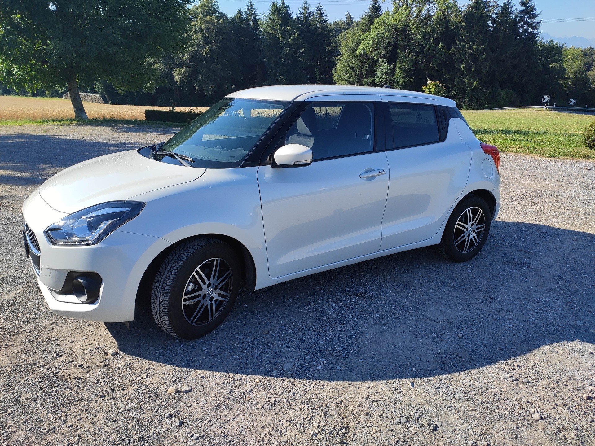 SUZUKI Swift 1.0 12V Compact Top Automatic-image-0
