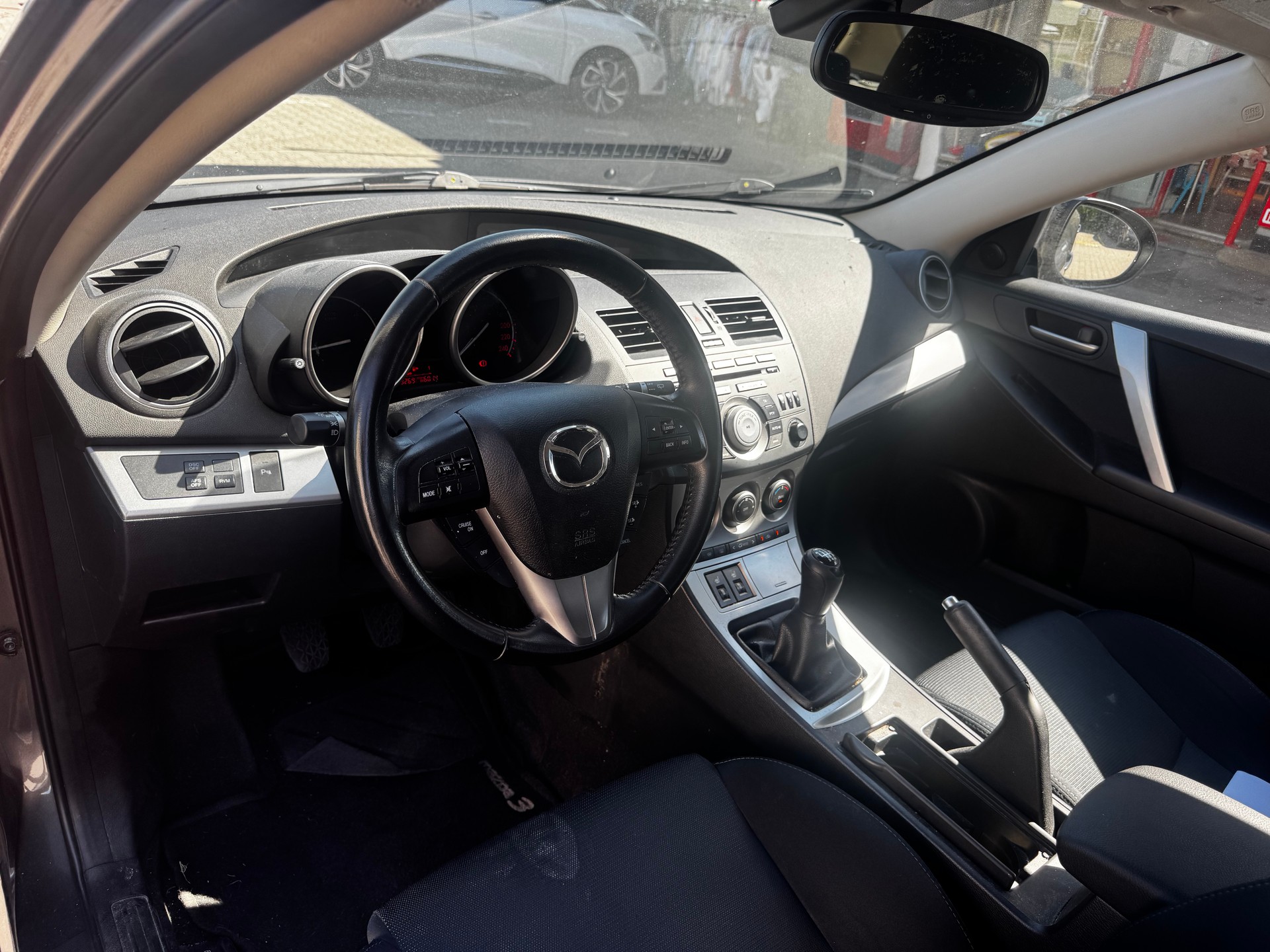 MAZDA 3 2.2 16V CD Sport !AB MFK!-image-4