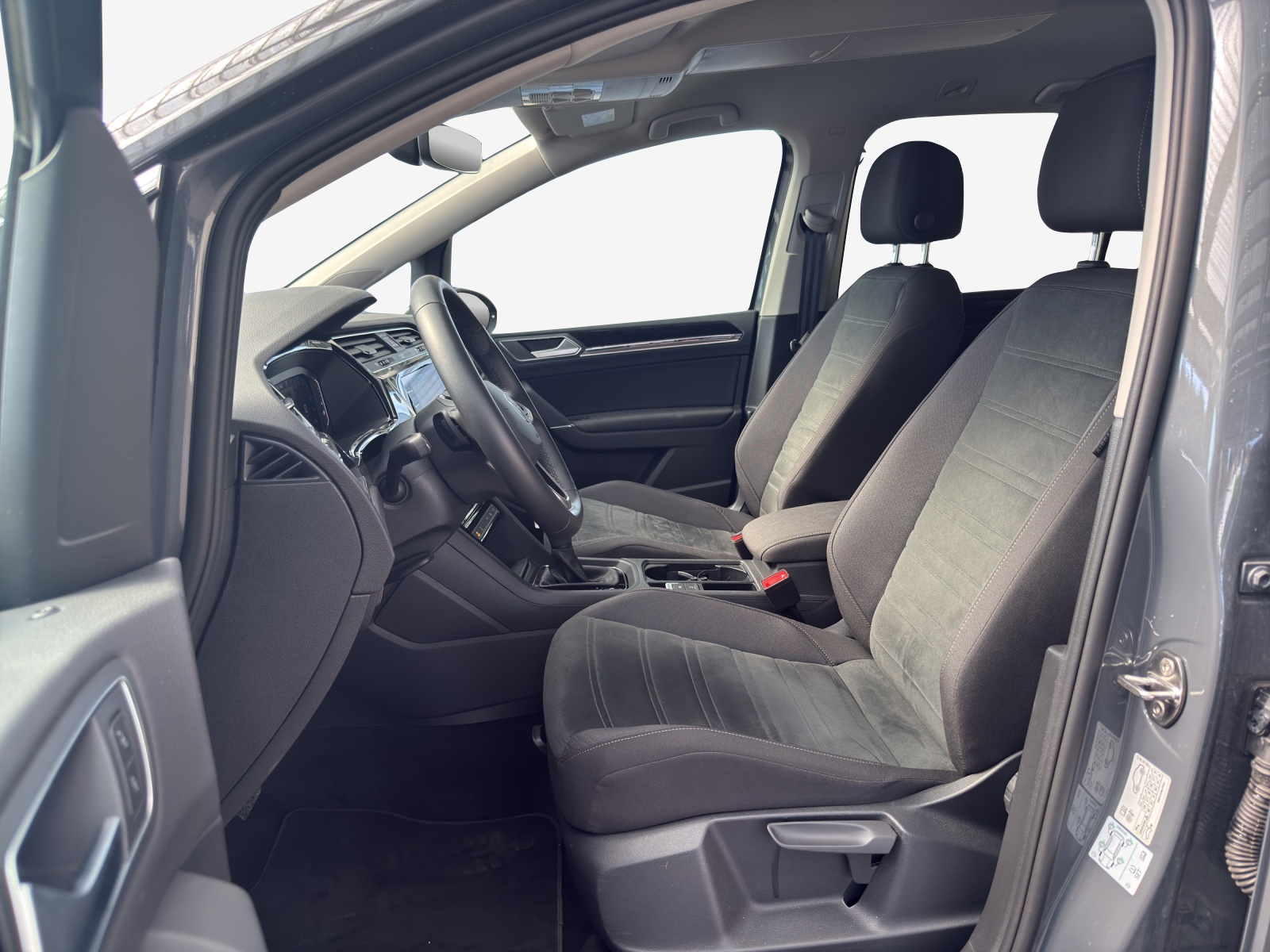 VW Touran 2.0 TDI BlueMotion Technology Highline DSG-image-7