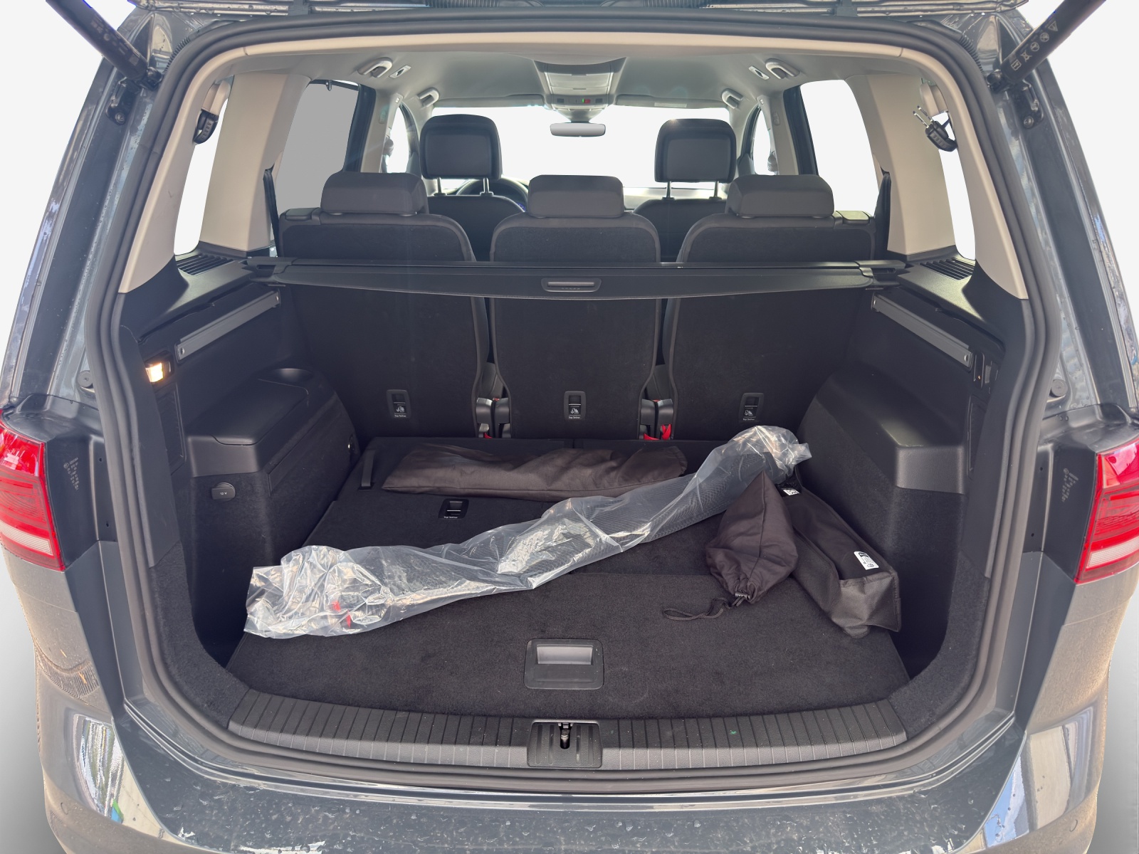 VW Touran 2.0 TDI BlueMotion Technology Highline DSG-image-12