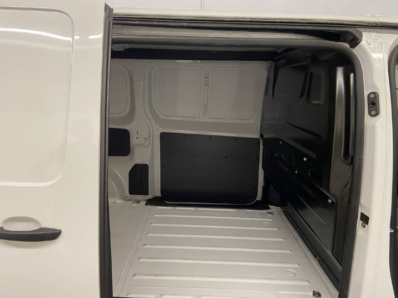 PEUGEOT Expert Kaw. Standard 1.5 BlueHDi 120 S/S-image-4