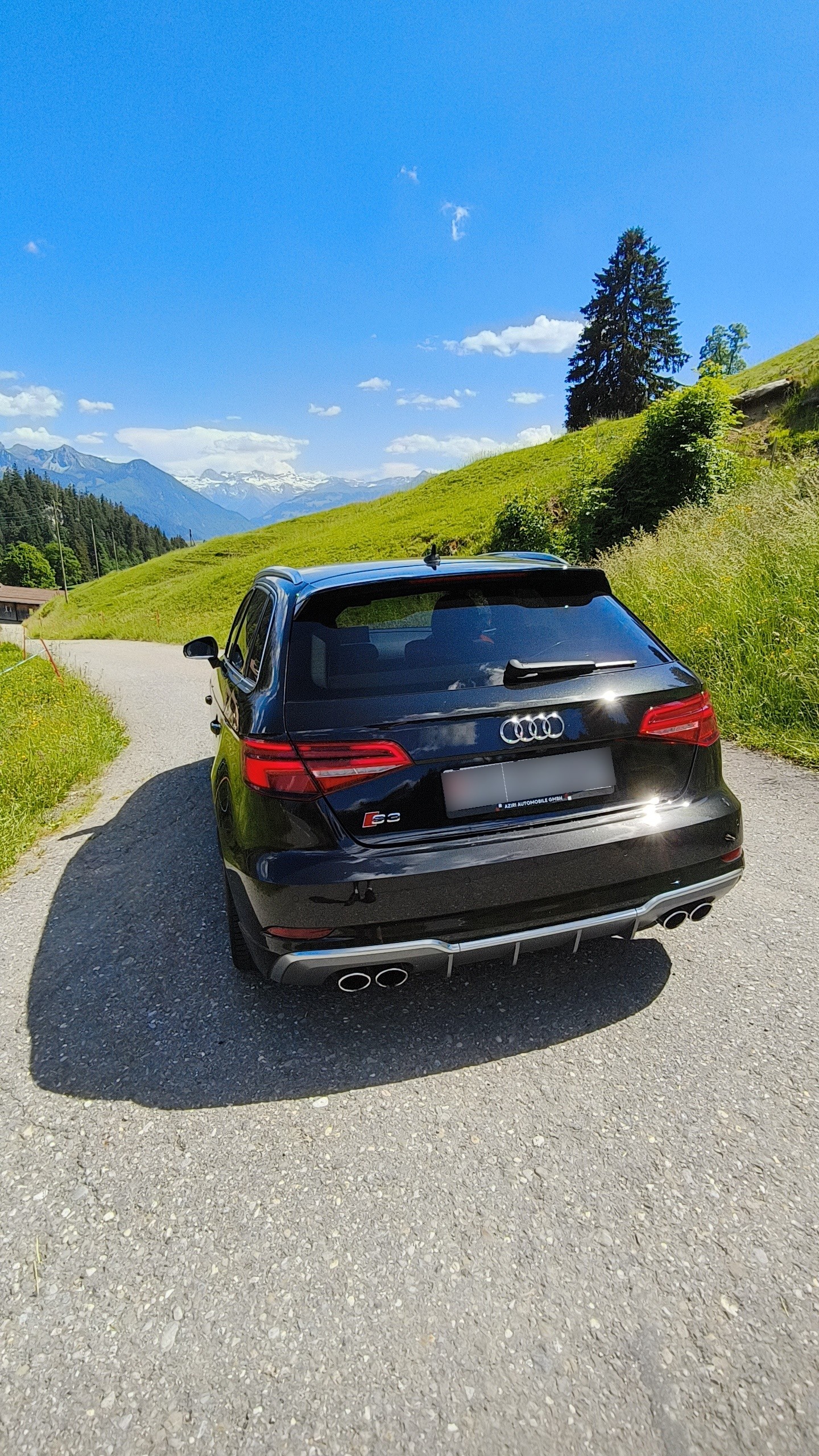 AUDI 2.0 T FSI quattro S-Tronic-image-2