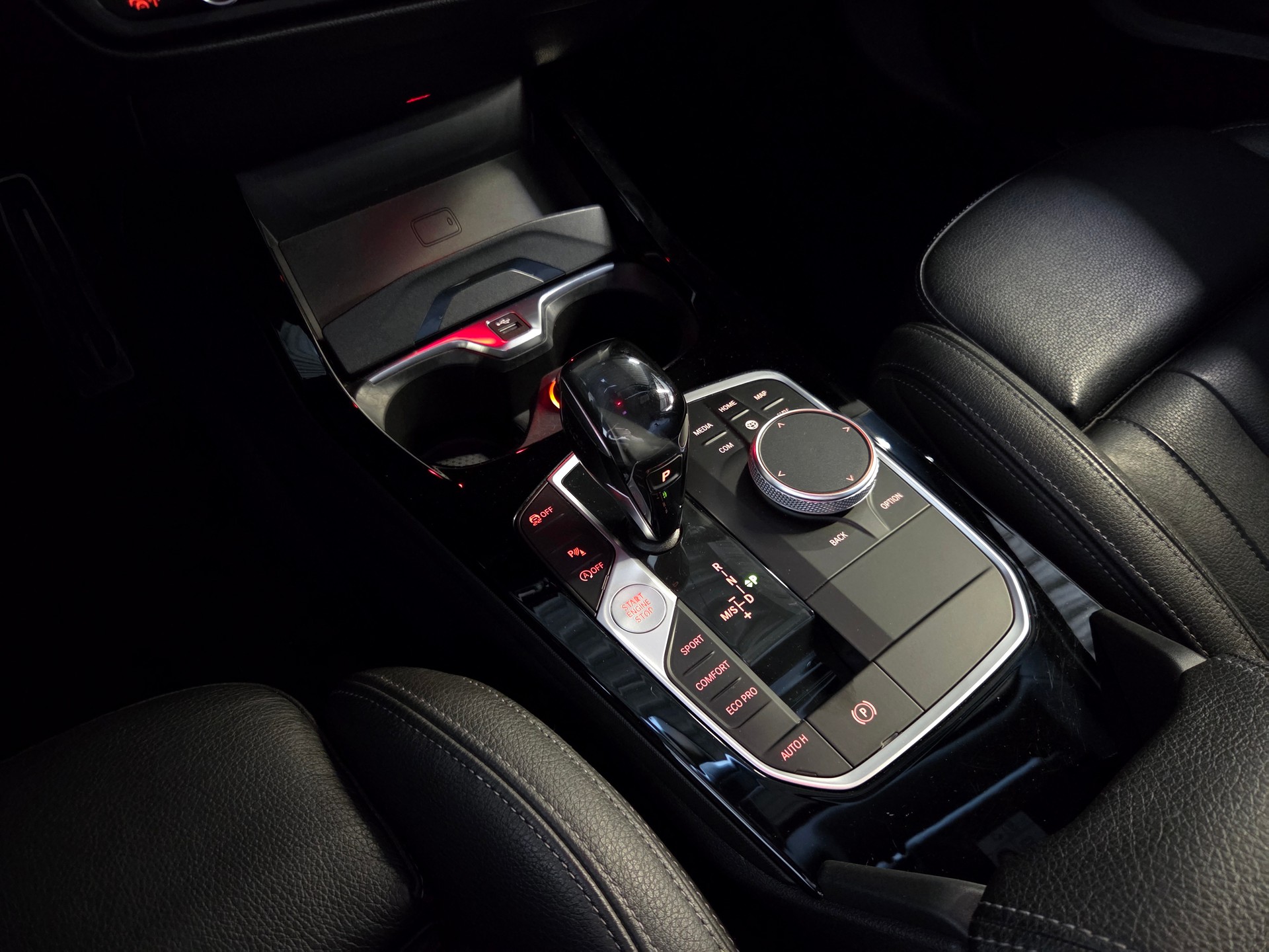 BMW M135i xDrive-image-16