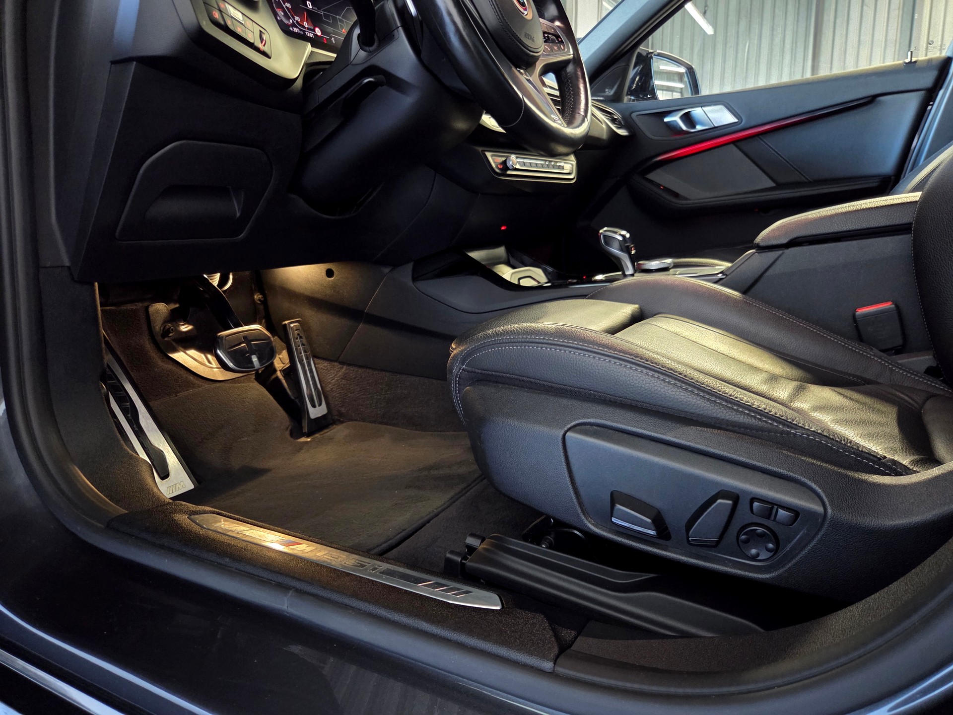 BMW M135i xDrive-image-9