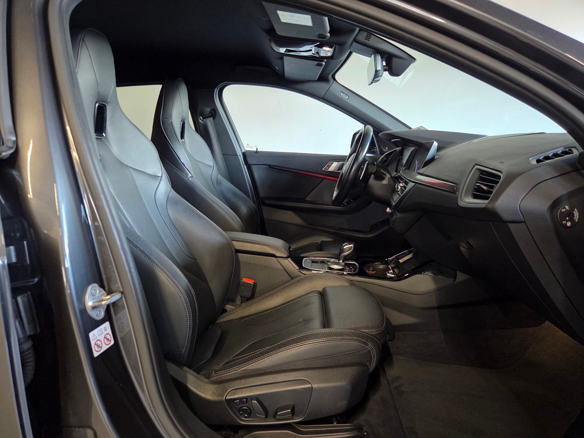 BMW M135i xDrive-image-5